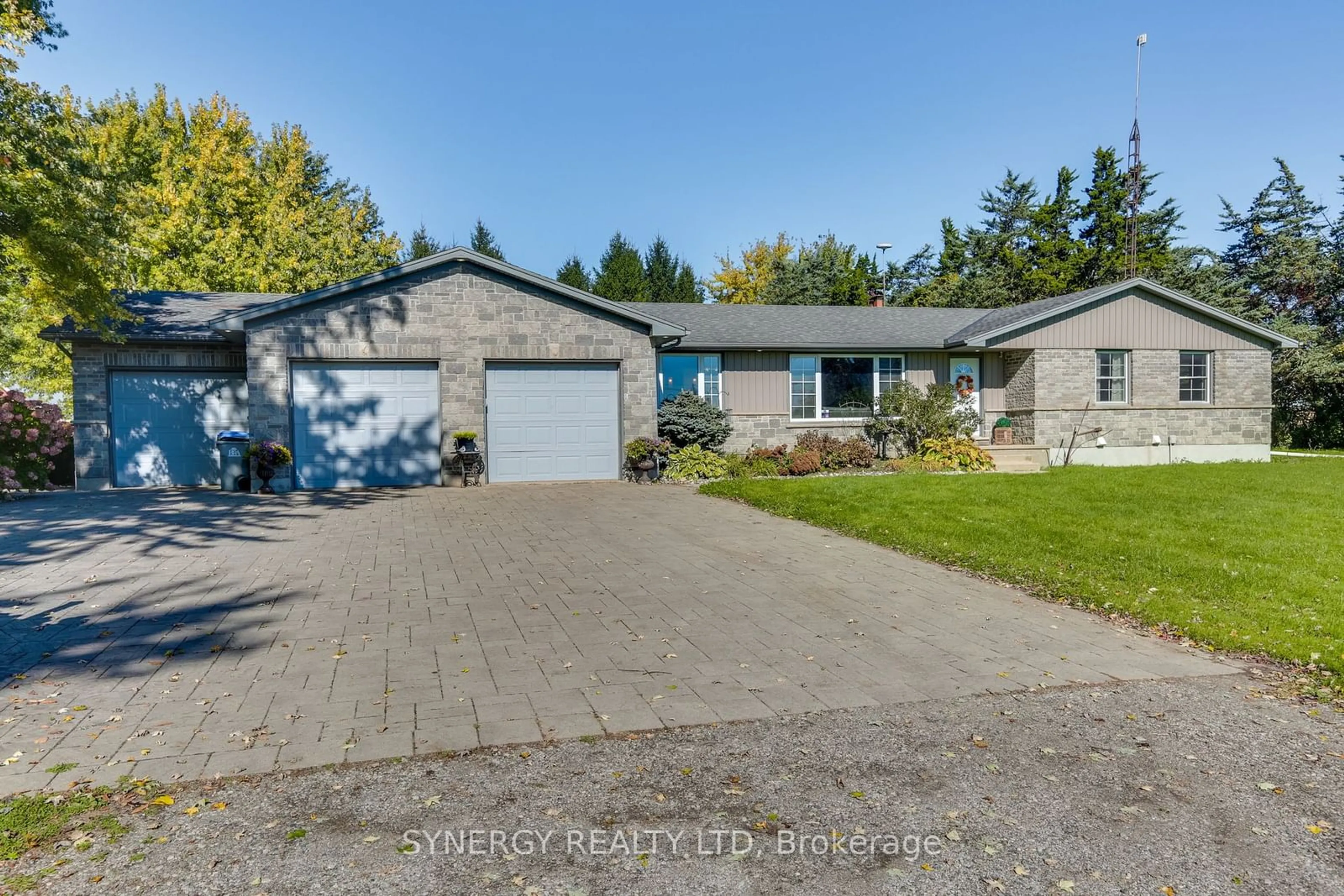 Frontside or backside of a home, the street view for 2760 Napperton Dr, Adelaide Metcalfe Ontario N7G 3H8