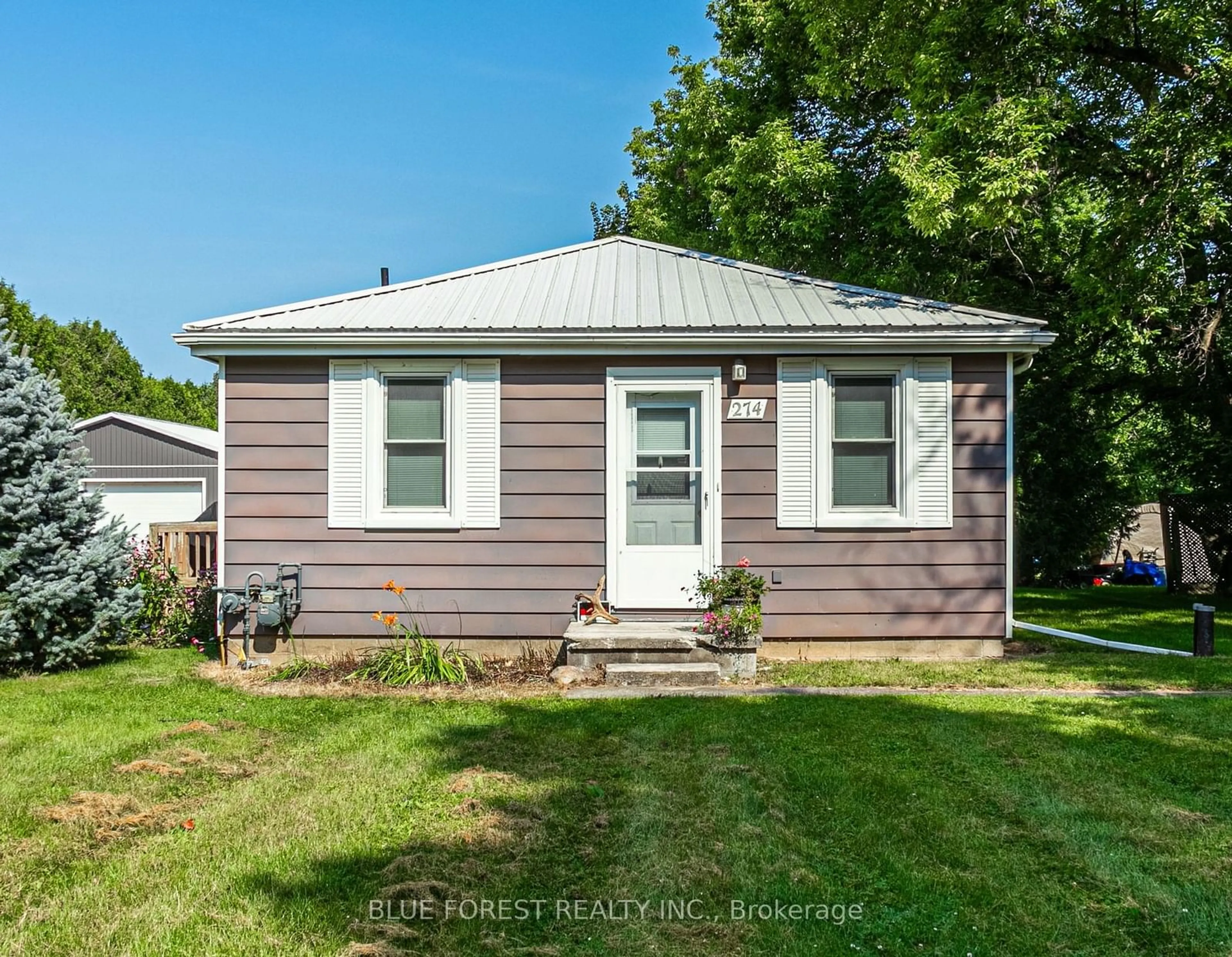 Frontside or backside of a home, cottage for 584337 Beachville Rd, South-West Oxford Ontario N0J 1A0