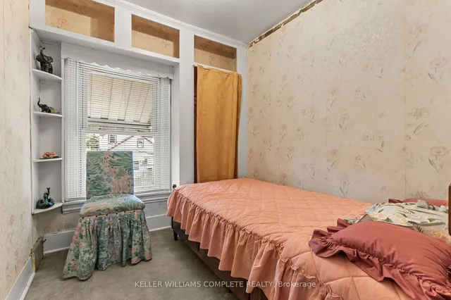 Additional property image - 11 FORD St