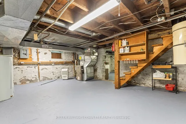 Additional property image - 11 FORD St