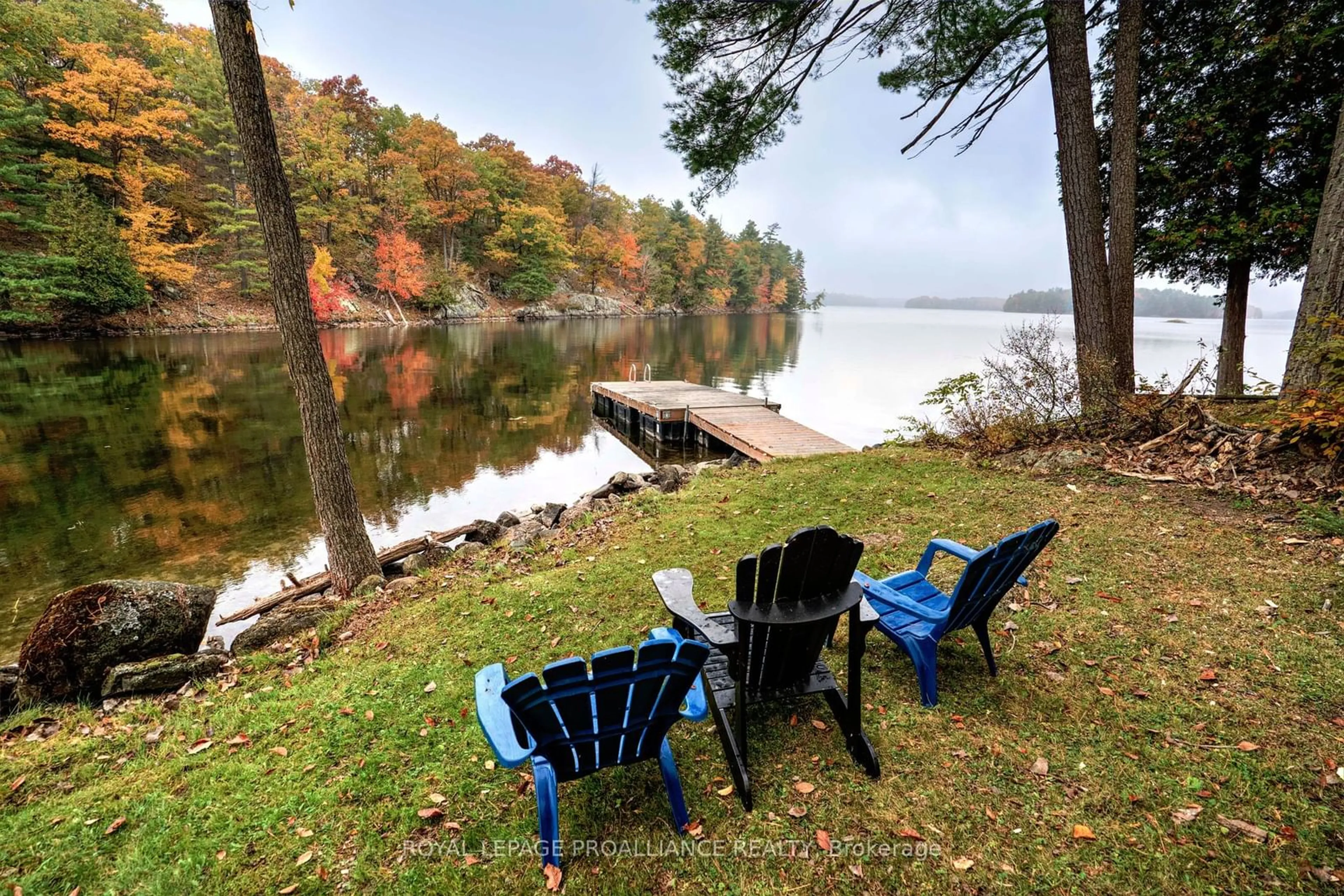 Patio, lake for 6868 Smith Lane, South Frontenac Ontario K0H 2L0