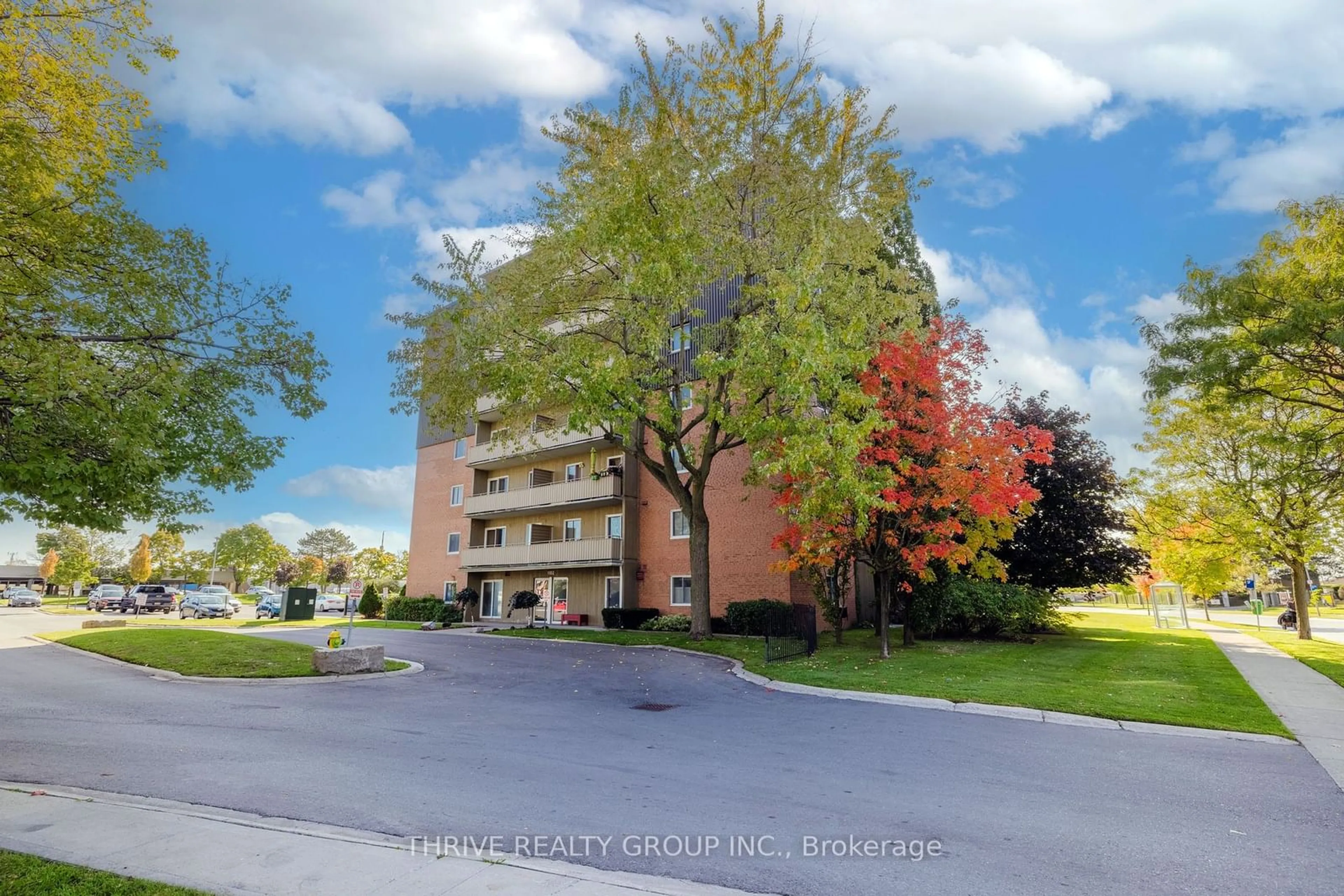 A pic from exterior of the house or condo, the street view for 1102 Jalna Blvd #204, London Ontario N6E 1X8