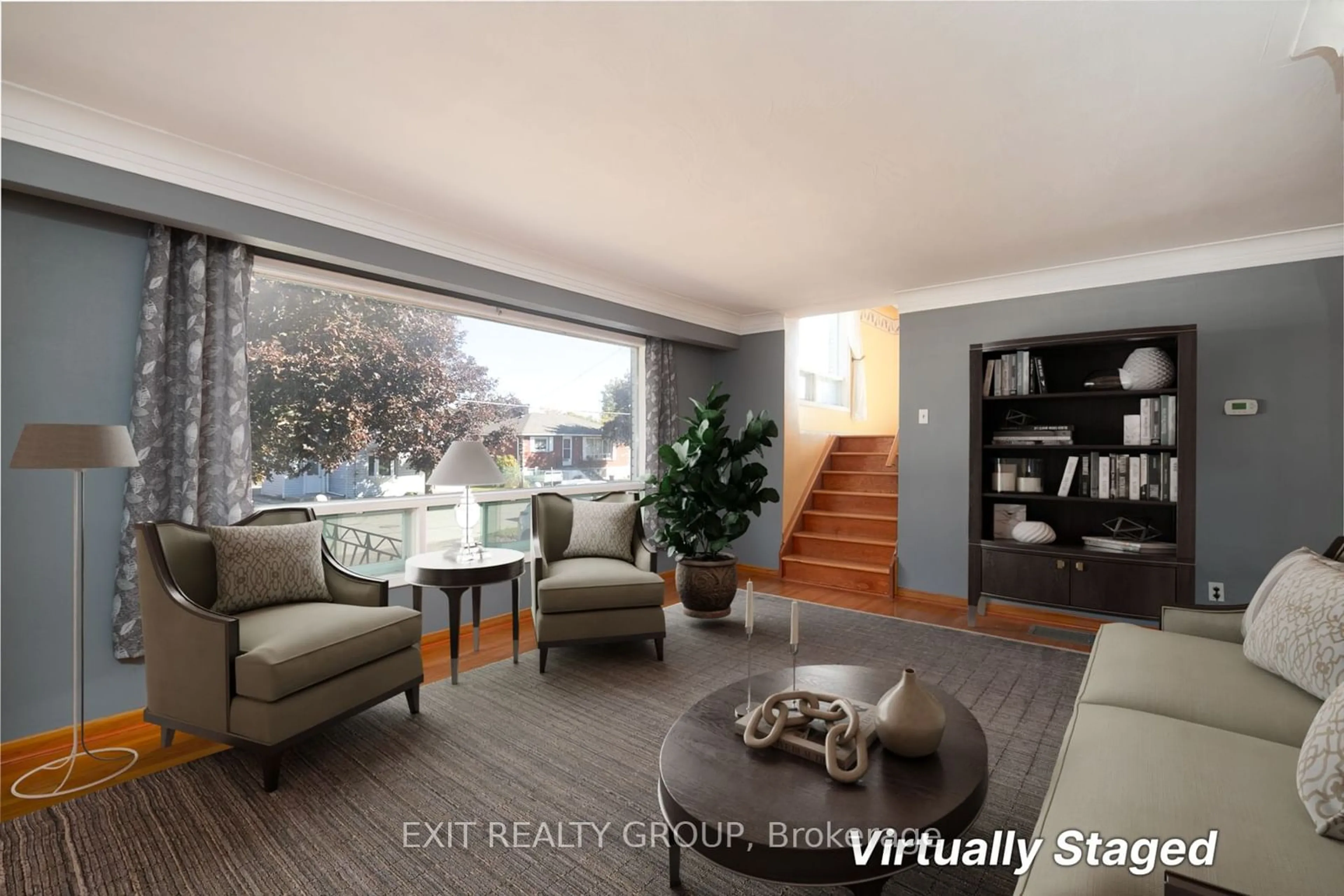 Living room, wood floors for 120 Leopold St, Quinte West Ontario K8V 2K4