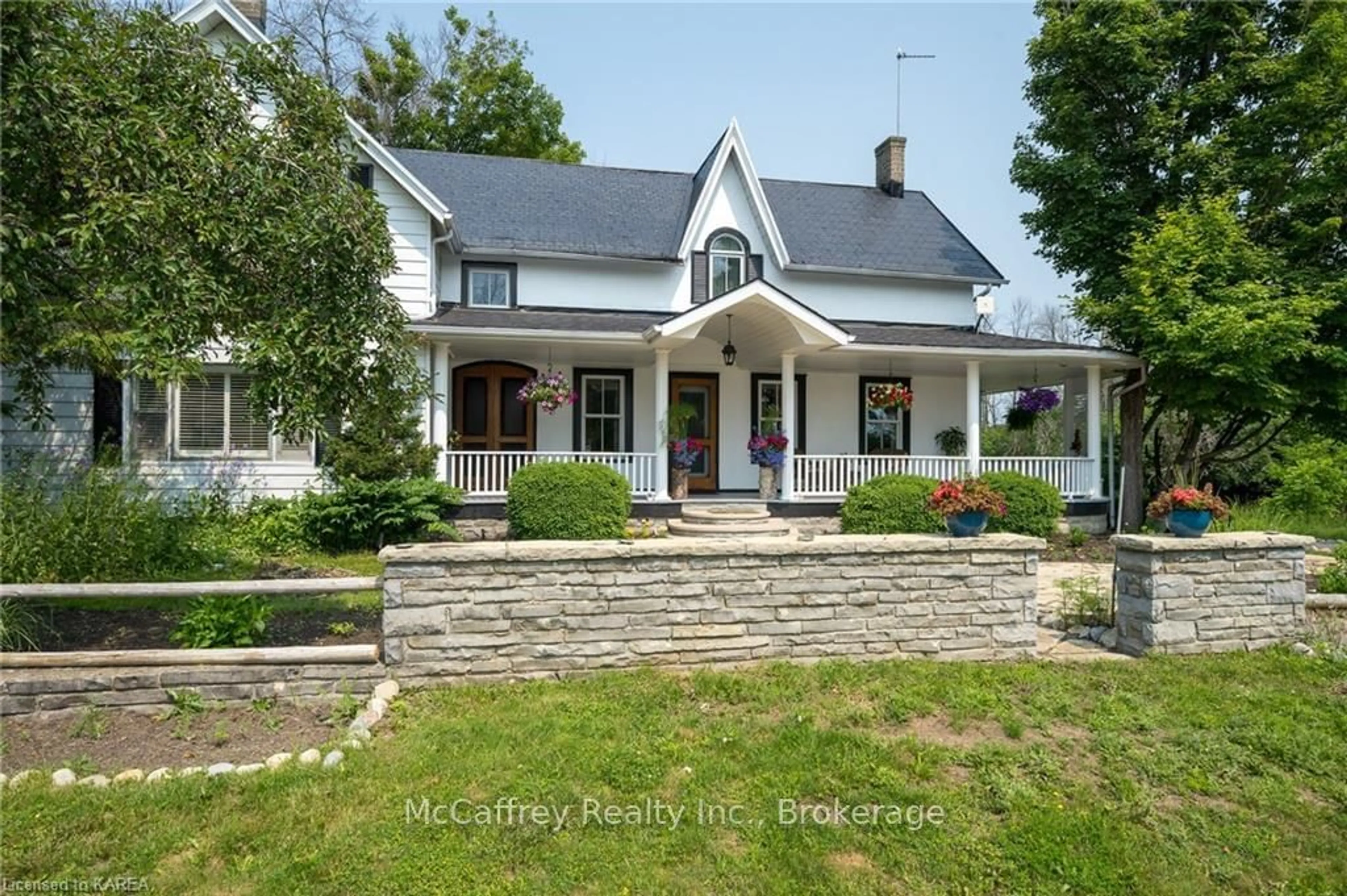 Frontside or backside of a home, cottage for 5518 COUNTY ROAD 9, Greater Napanee Ontario K7R 3K8