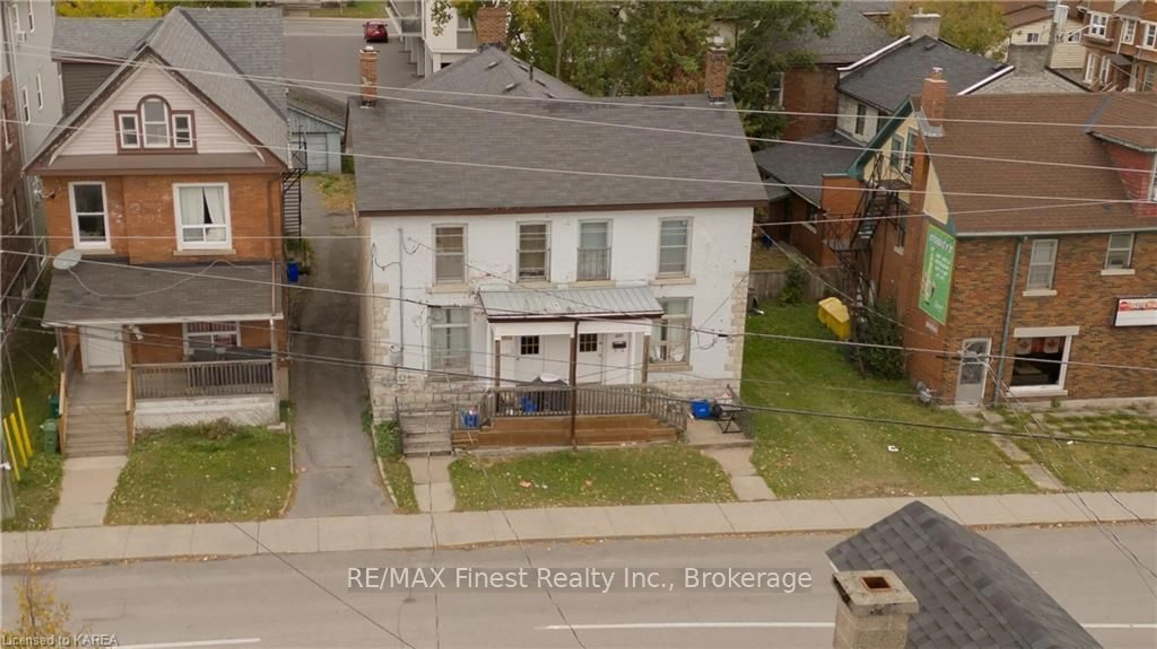 Frontside or backside of a home, the street view for 357-359 JOHNSON St, Kingston Ontario K7L 1Y9