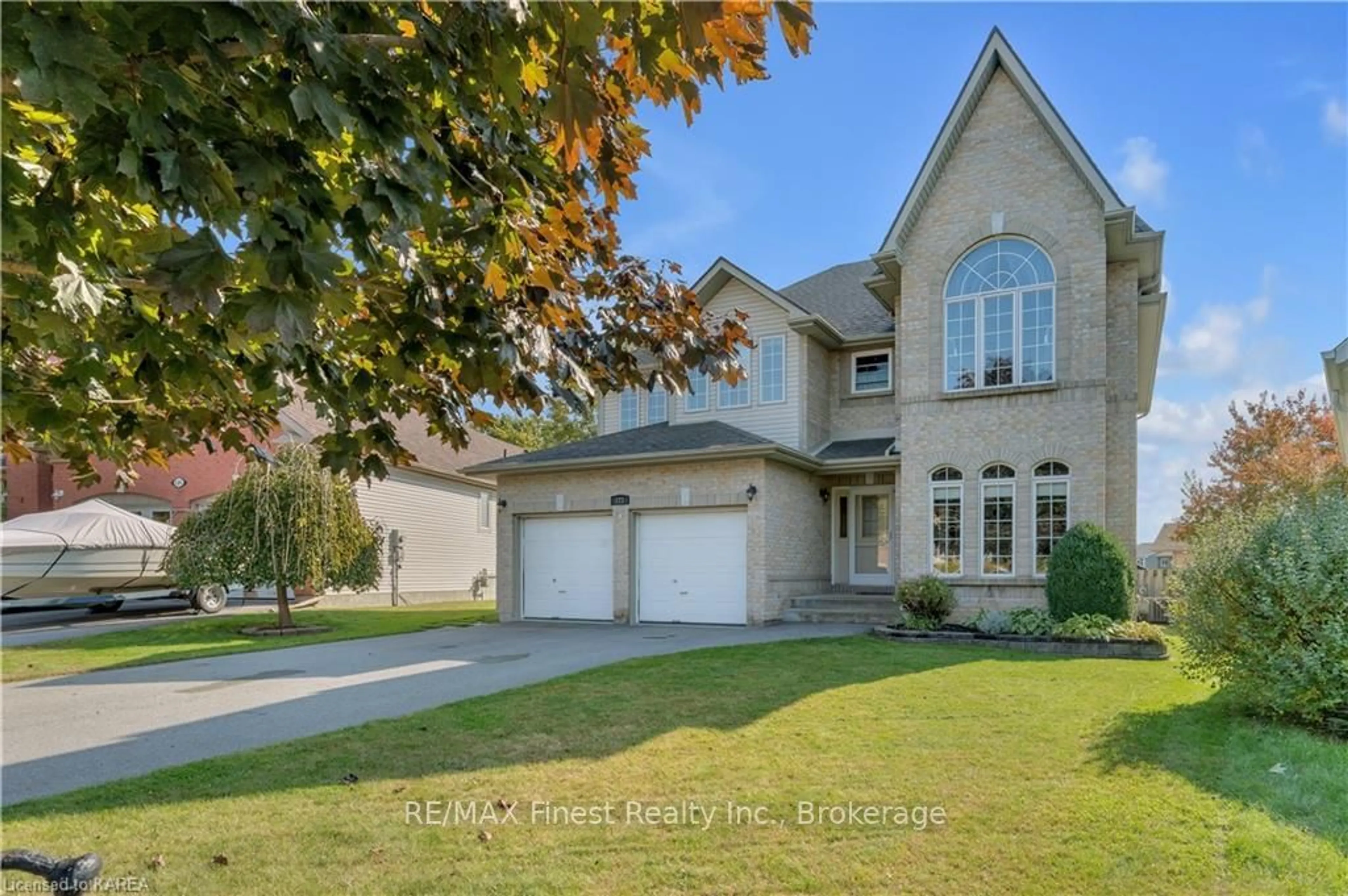 Frontside or backside of a home, the street view for 121 JESSUP Lane, Loyalist Ontario K0H 1G0