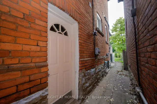 Additional image 3 of 72 Dundurn St