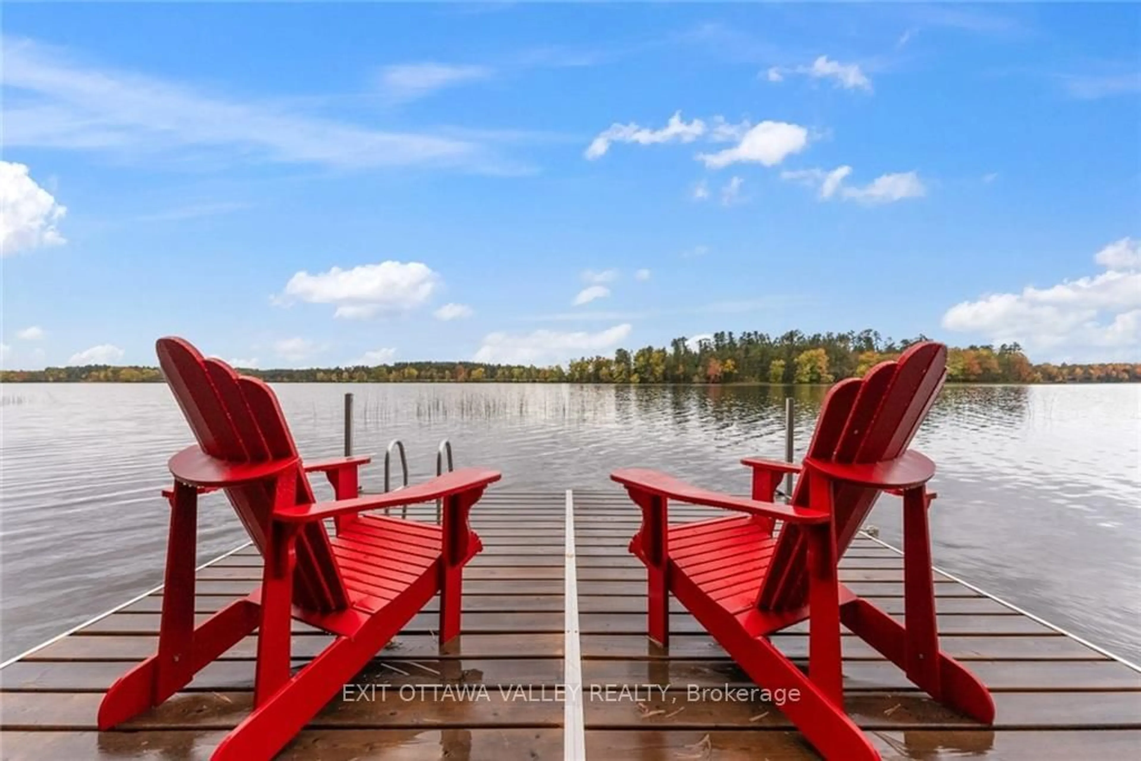 Patio, lake for 1221 TRAMORE Rd, North Algona Wilberforce Ontario K0J 1X0