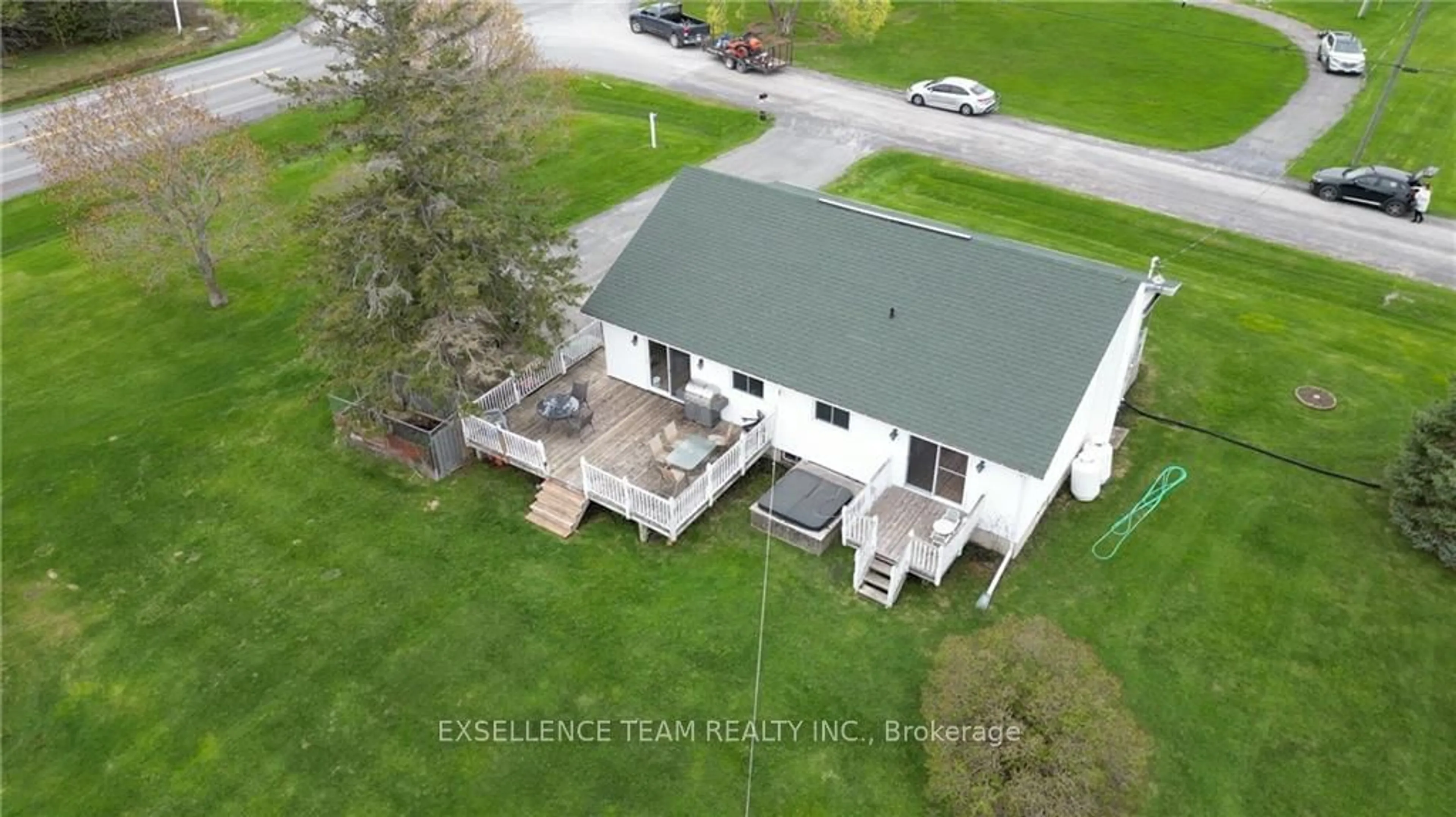 A pic from exterior of the house or condo, cottage for 19100 KENYON CONC RD 7 Rd, North Glengarry Ontario K0C 1A0