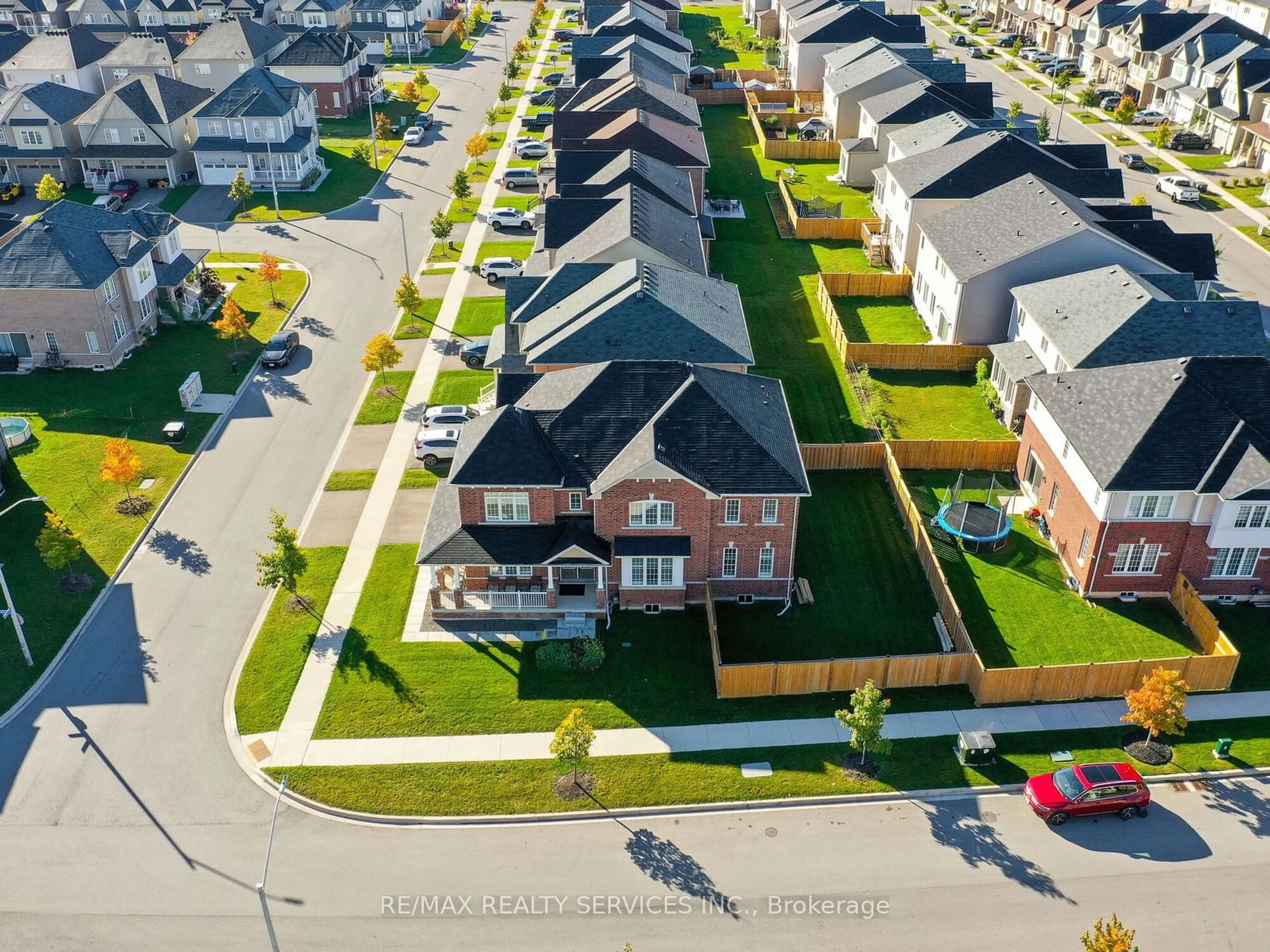 Frontside or backside of a home, the street view for 1 Seanesy Dr, Thorold Ontario L3B 5N5