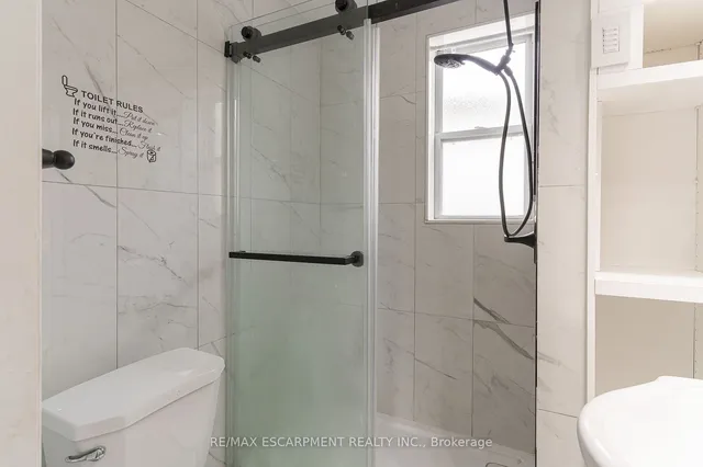 Additional property image - 200 Tragina Ave