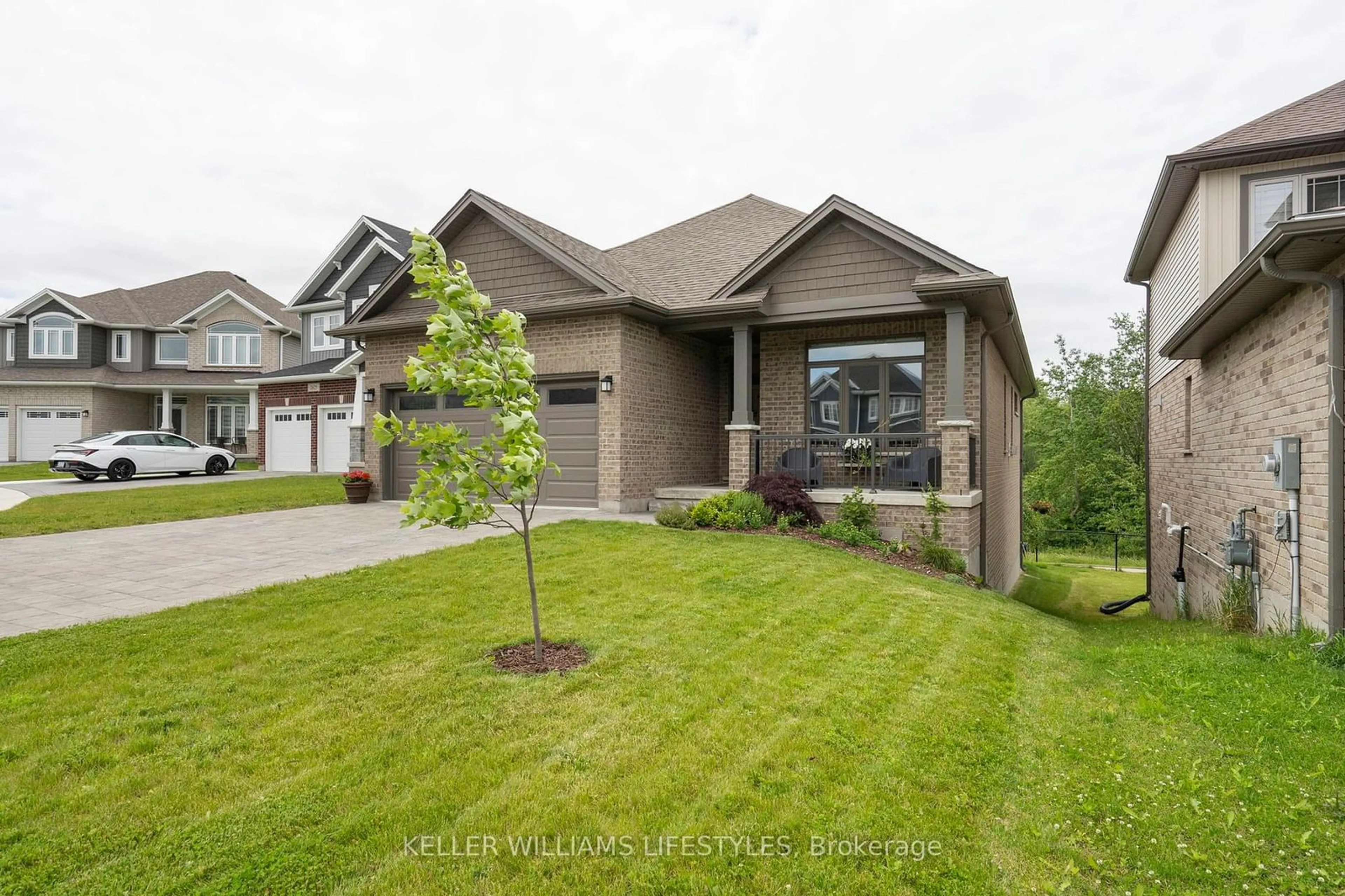 Frontside or backside of a home, cottage for 2619 Seven Oaks Rdge, London Ontario N4S 4M6