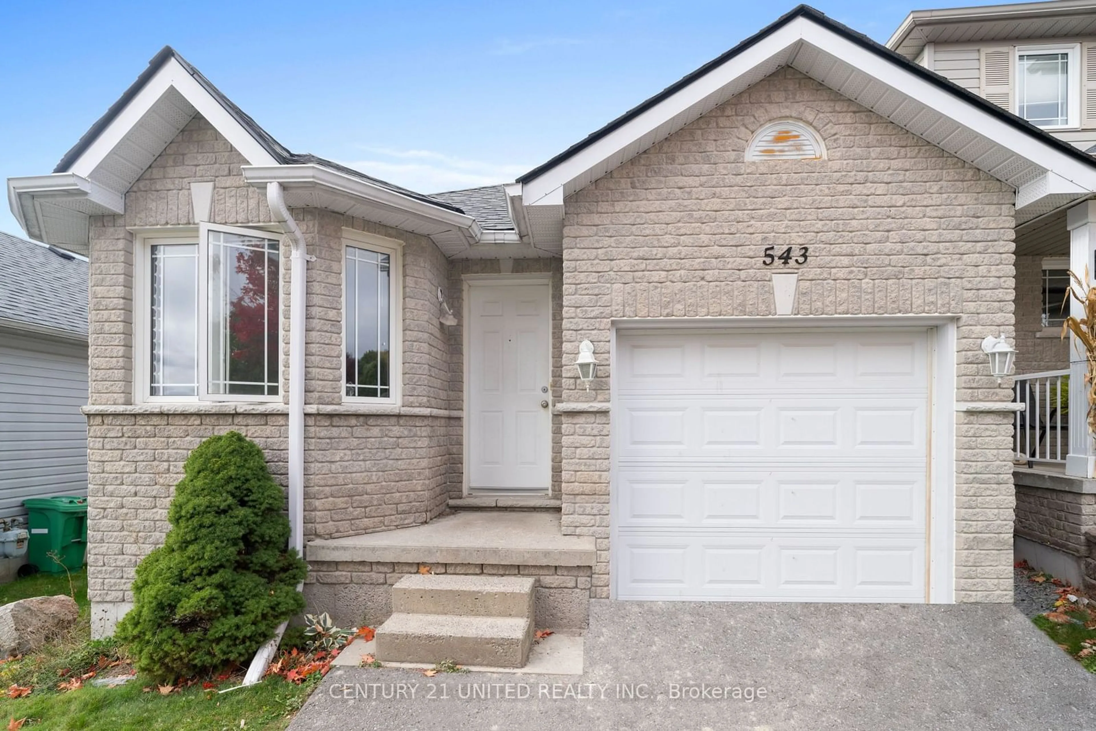 Frontside or backside of a home, cottage for 543 Clancy Cres, Peterborough Ontario K9K 2S1