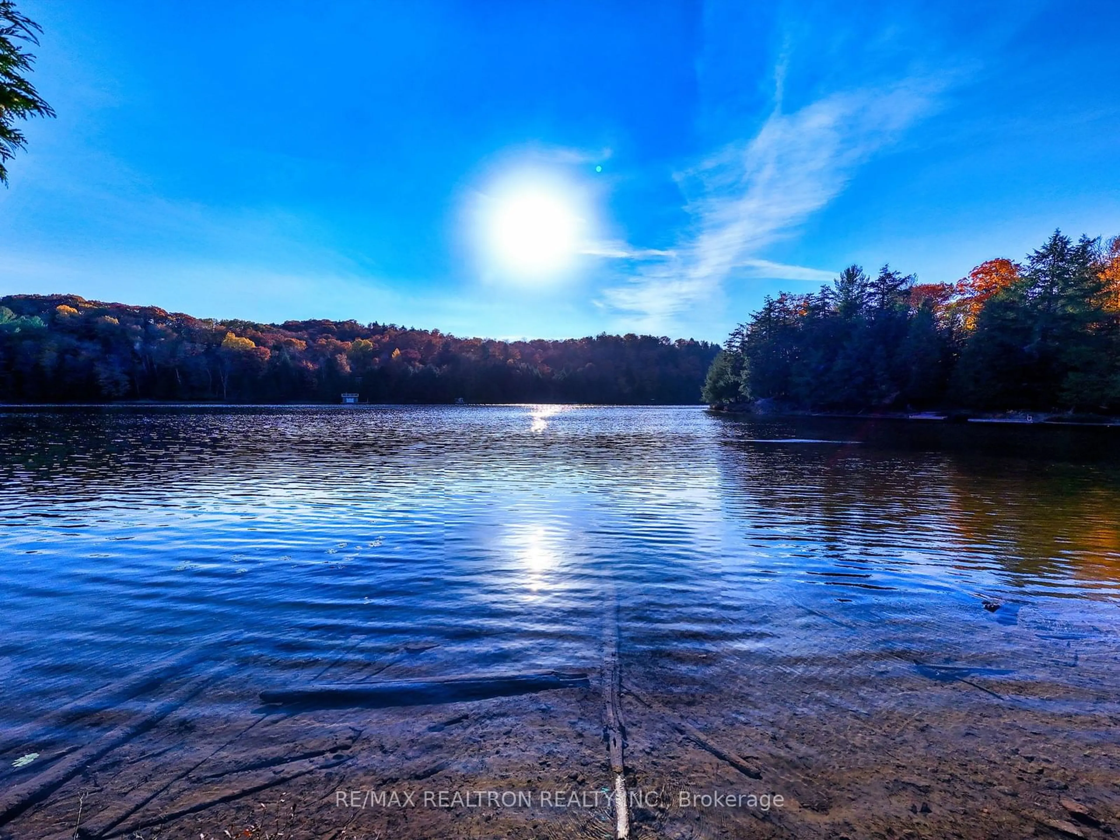 A pic of a room for 1059 Hermans Rd, Lake of Bays Ontario P0A 1H0