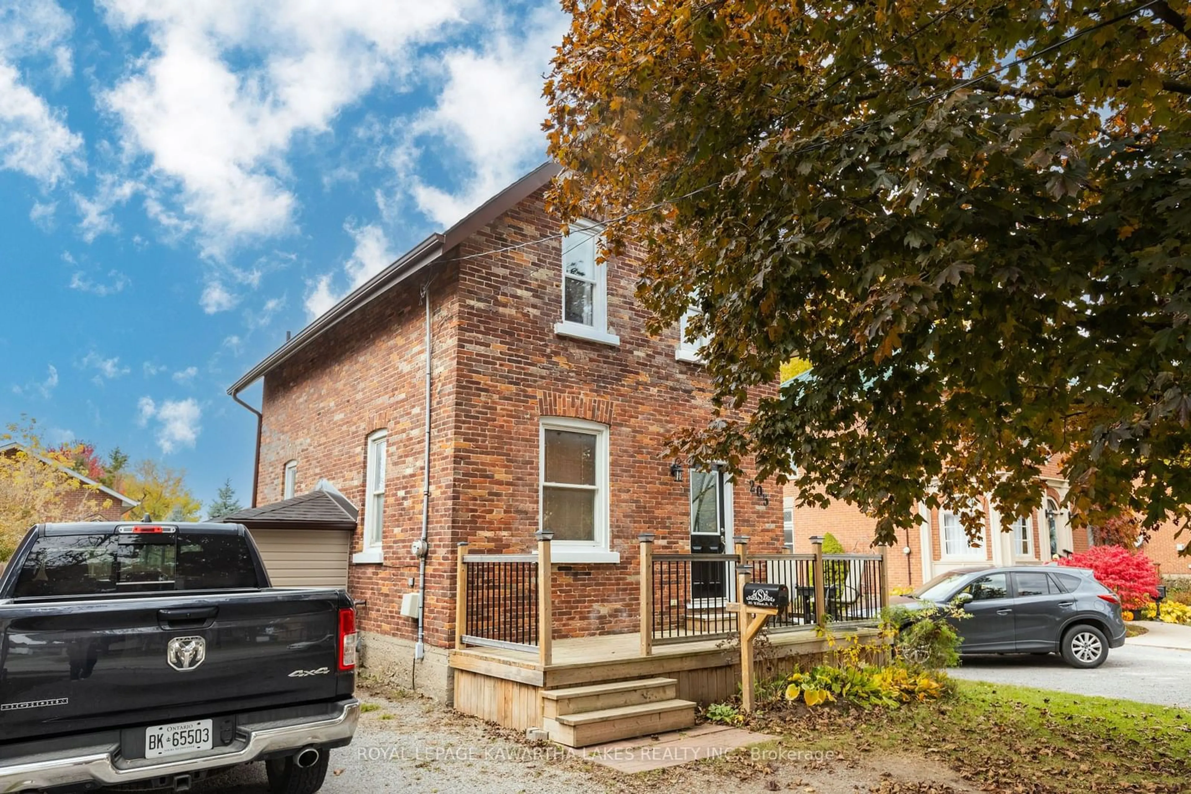 Home with brick exterior material for 205 William St, Kawartha Lakes Ontario K9V 4B8