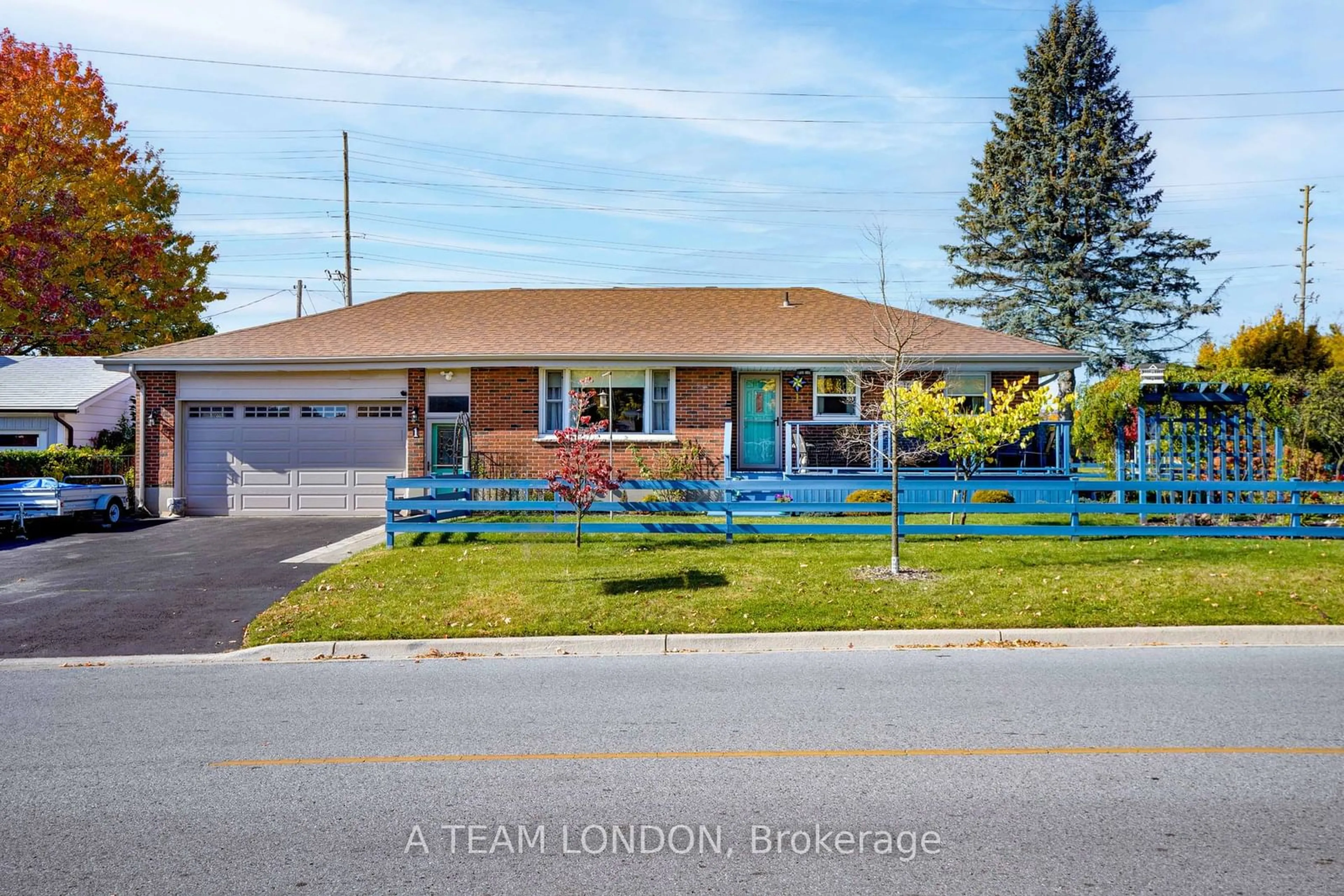 Frontside or backside of a home, the street view for 1 Manitoulin Dr, London Ontario N5W 1M2