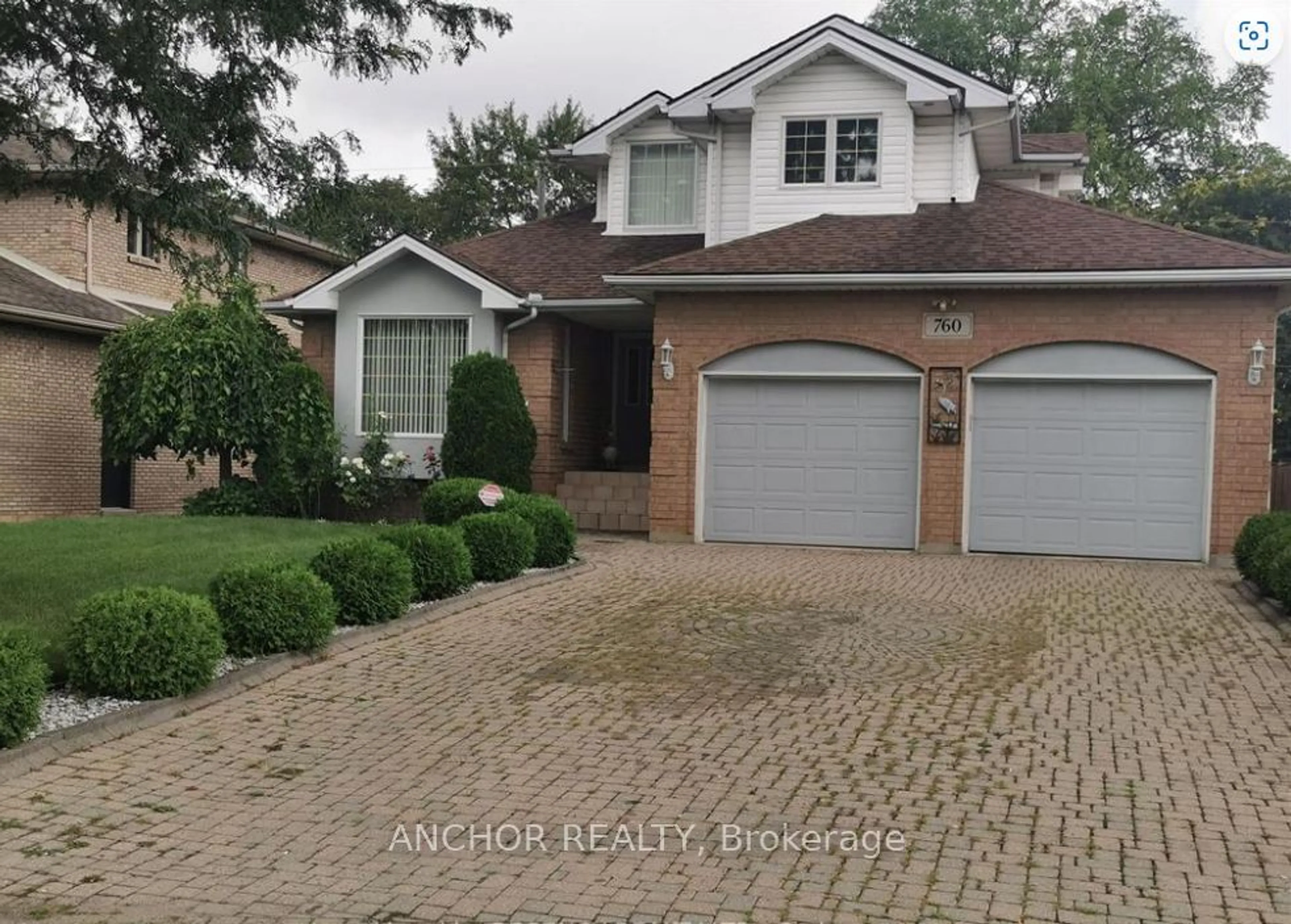 Frontside or backside of a home, the street view for 760 Radisson Crt, Windsor Ontario N9E 4N5