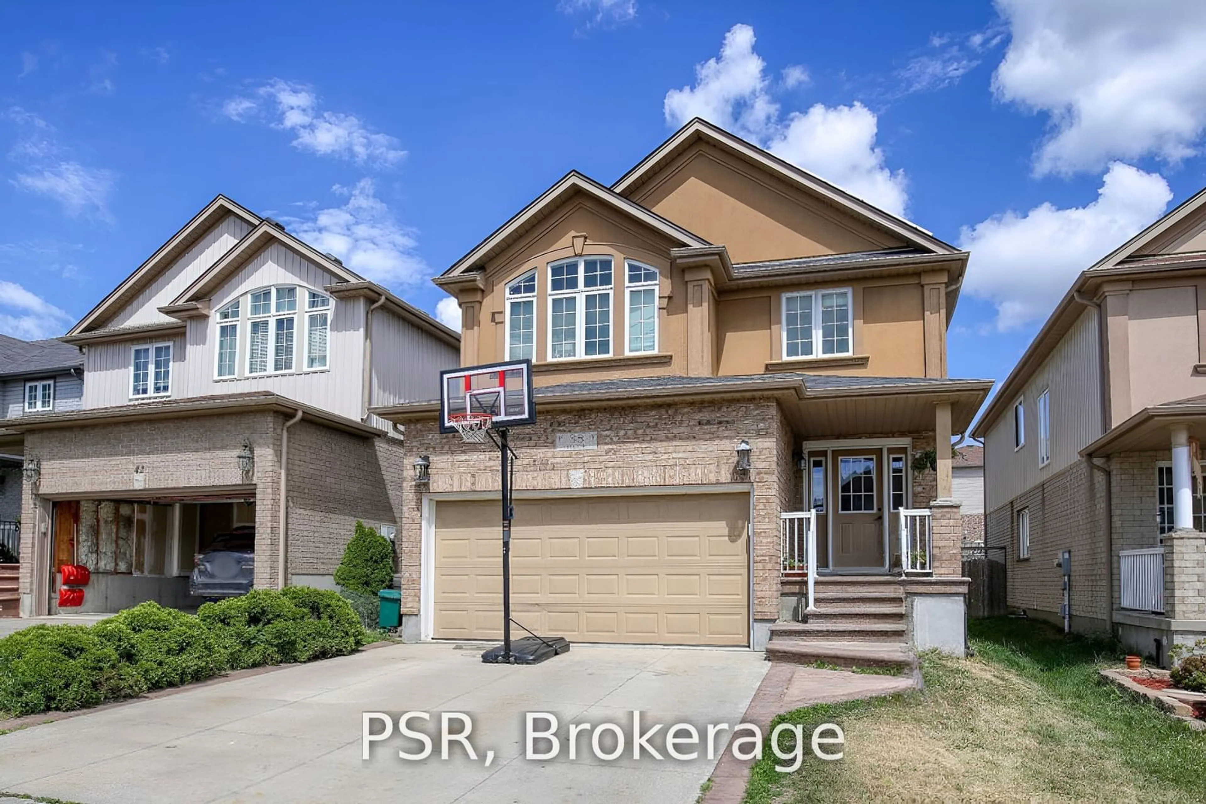 Frontside or backside of a home, the street view for 38 Huck Cres, Kitchener Ontario N2N 0A4