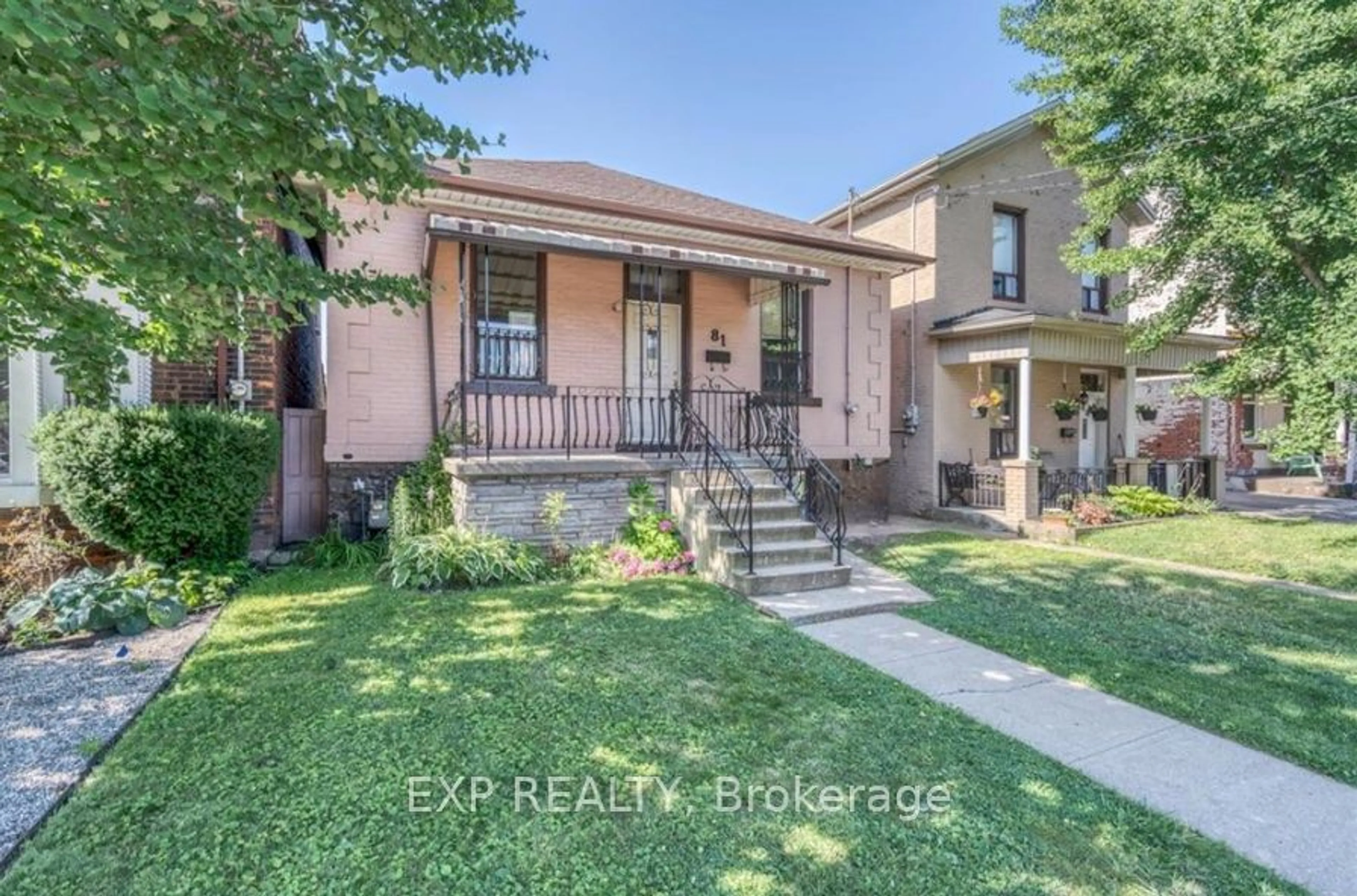 Frontside or backside of a home, the street view for 81 Colbourne St, Hamilton Ontario L8R 2G6