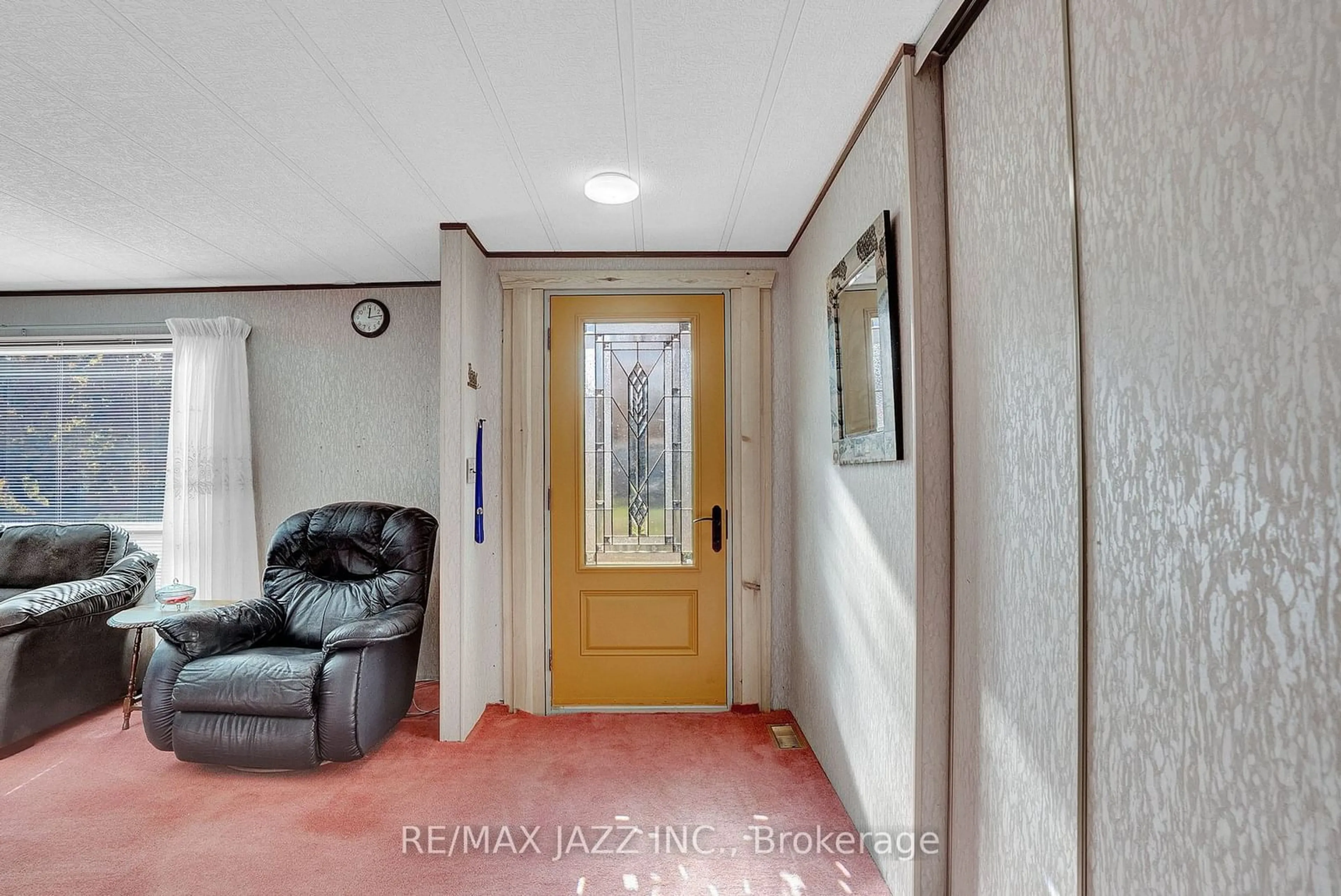 Indoor entryway, unknown floor for 7 Fenelon Way, Kawartha Lakes Ontario K9V 0H5