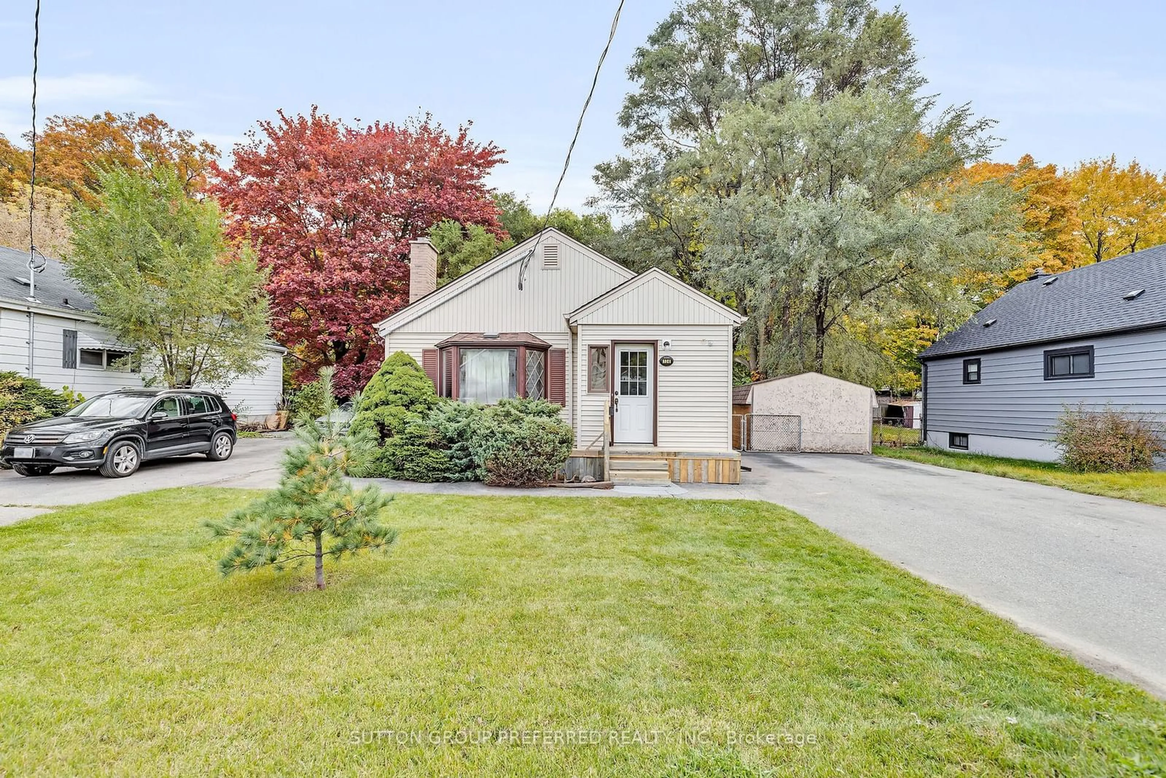 Frontside or backside of a home, cottage for 134 Highbury Ave, London Ontario N5Z 2W4