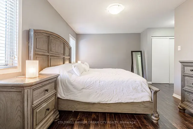 Additional property image - 250 Apple Hill Cres