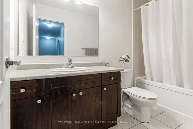 Additional property image - 250 Apple Hill Cres