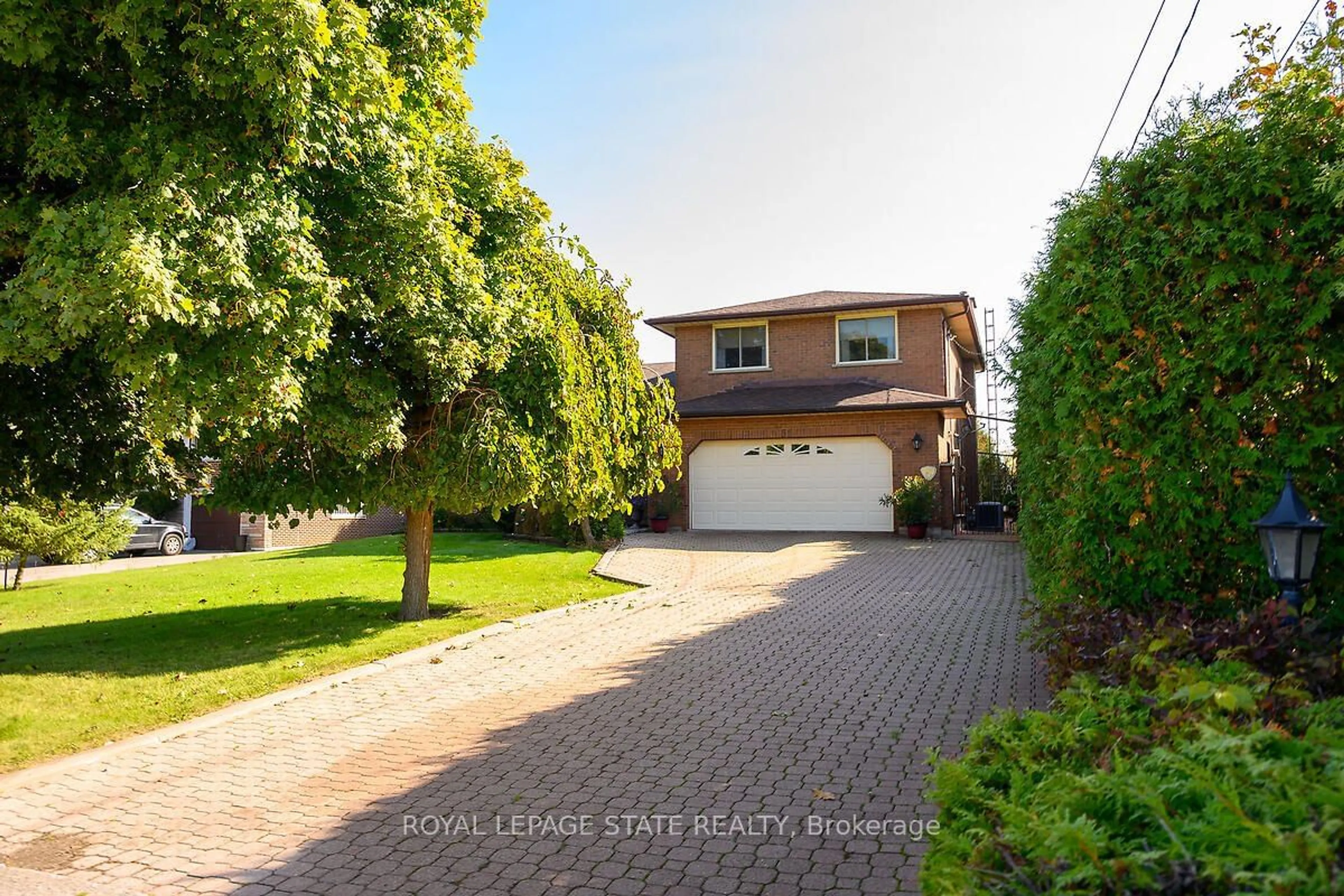 Frontside or backside of a home, the street view for 53 Glover Rd, Hamilton Ontario L8W 3S8