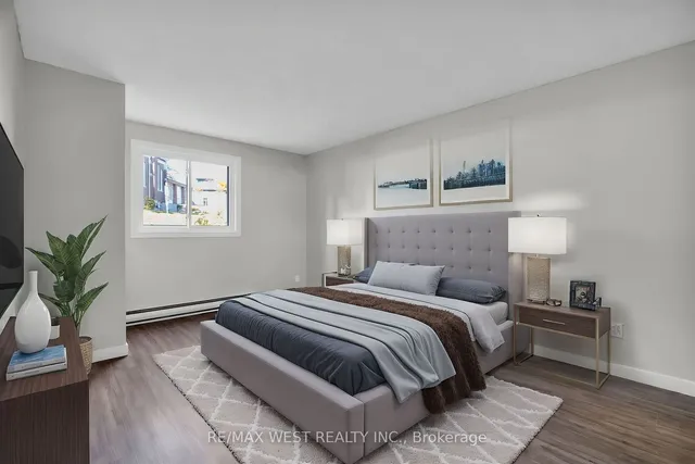 Additional property image - 30 Bridge St Unit 206