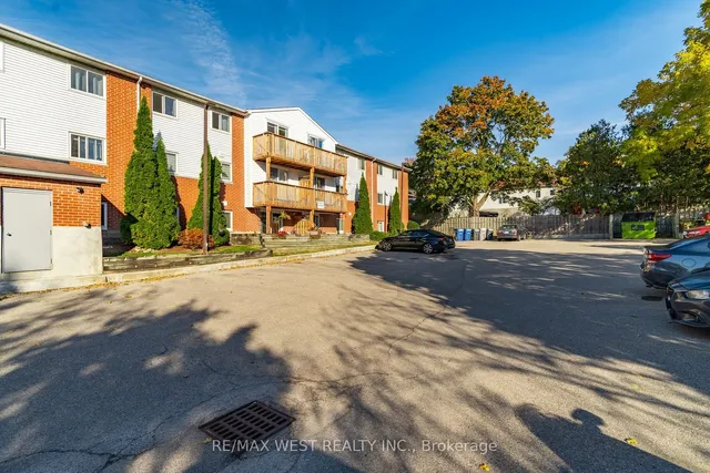 Additional property image - 30 Bridge St Unit 206
