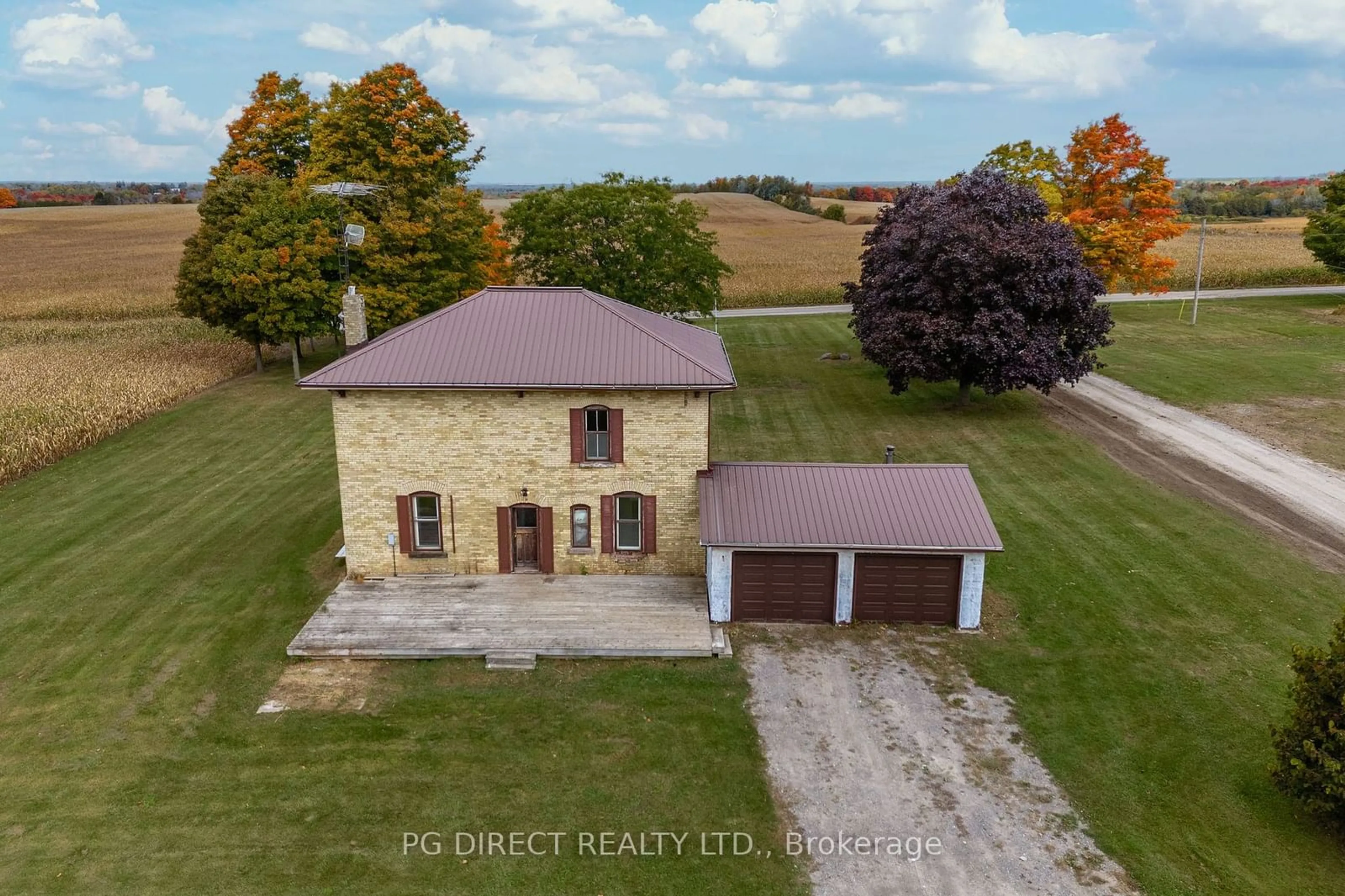 Frontside or backside of a home, cottage for 114 Fleetwood Rd, Kawartha Lakes Ontario L0B 1K0