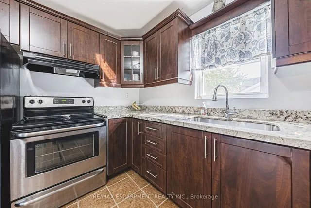 Additional property image - 62 Birch Ave