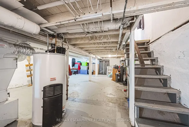 Additional property image - 62 Birch Ave