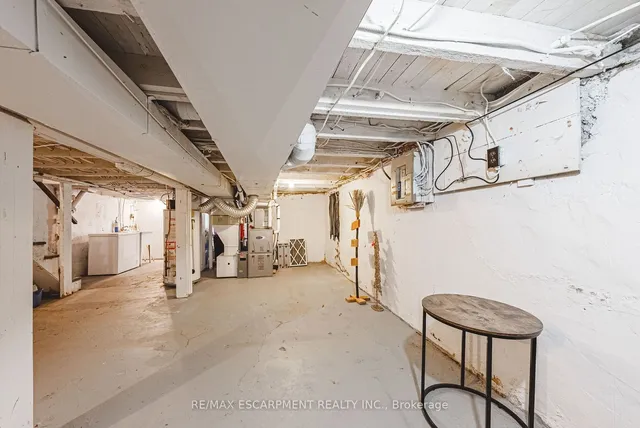Additional property image - 62 Birch Ave