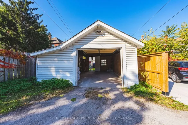 Additional property image - 62 Birch Ave