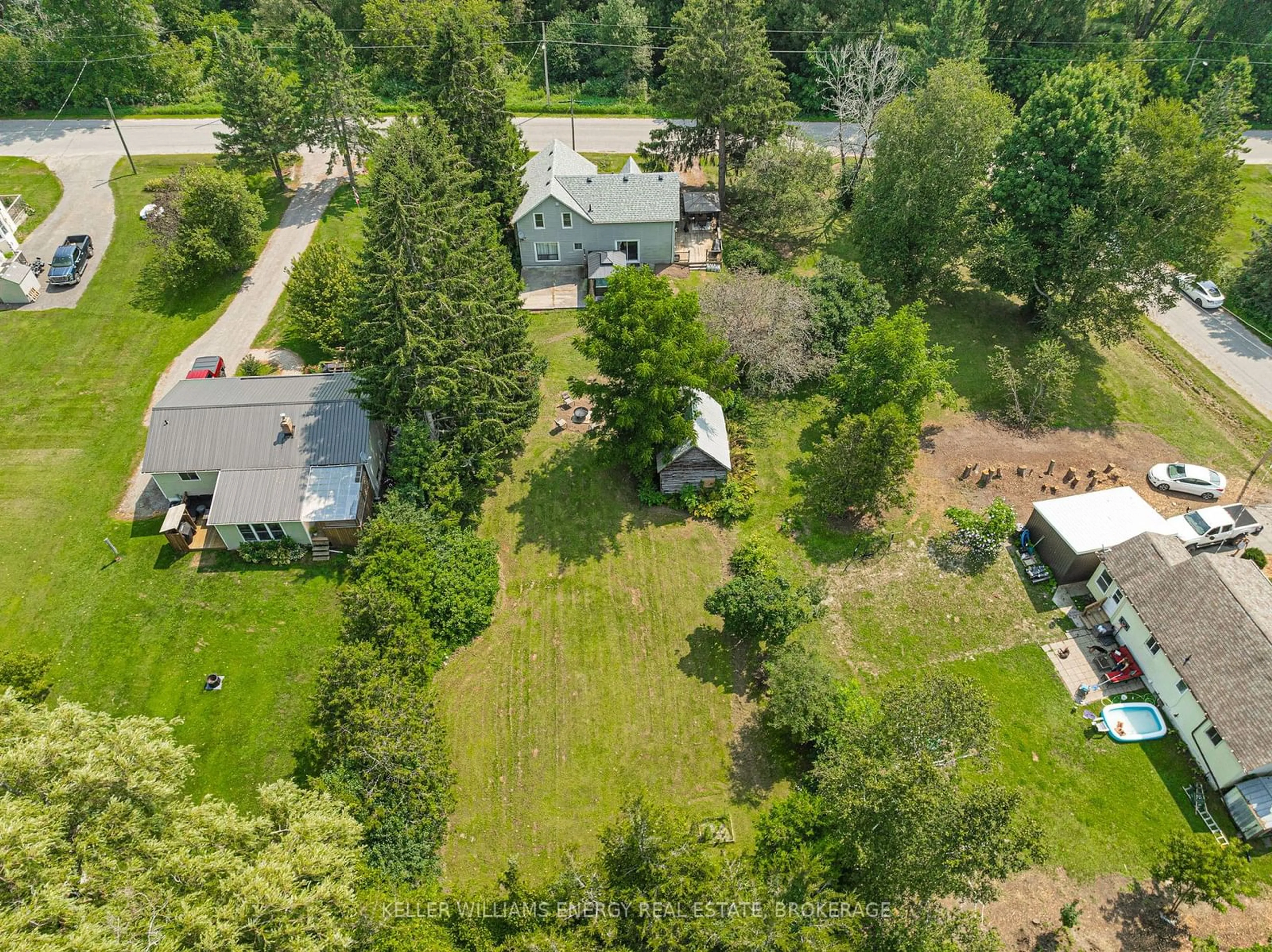 Frontside or backside of a home, the fenced backyard for 172 Front St, Alnwick/Haldimand Ontario K0K 1S0