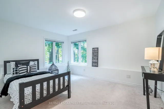 Additional property image - 64 Nelson St