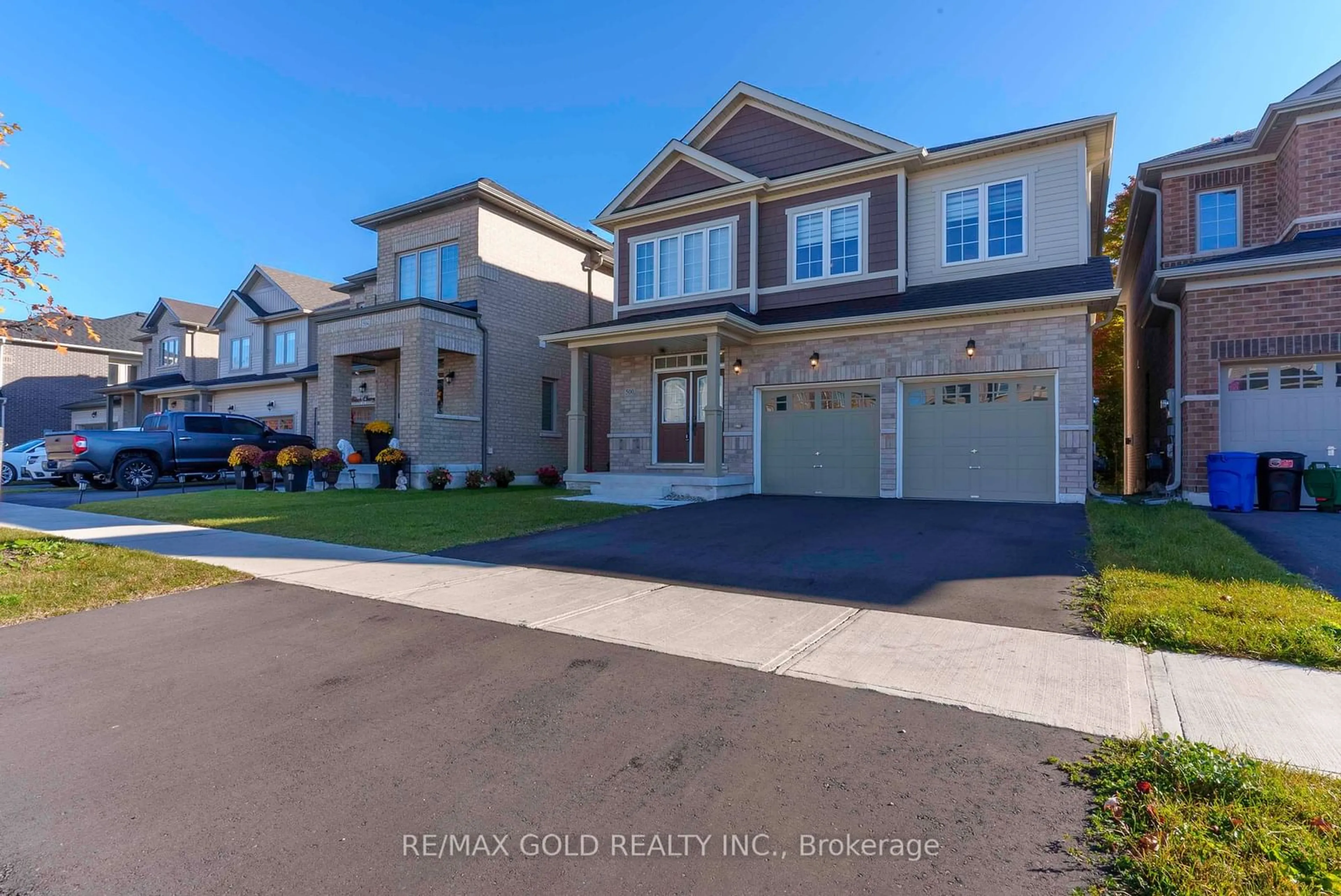 Frontside or backside of a home, the street view for 500 Black Cherry Cres, Shelburne Ontario L9V 1Y3