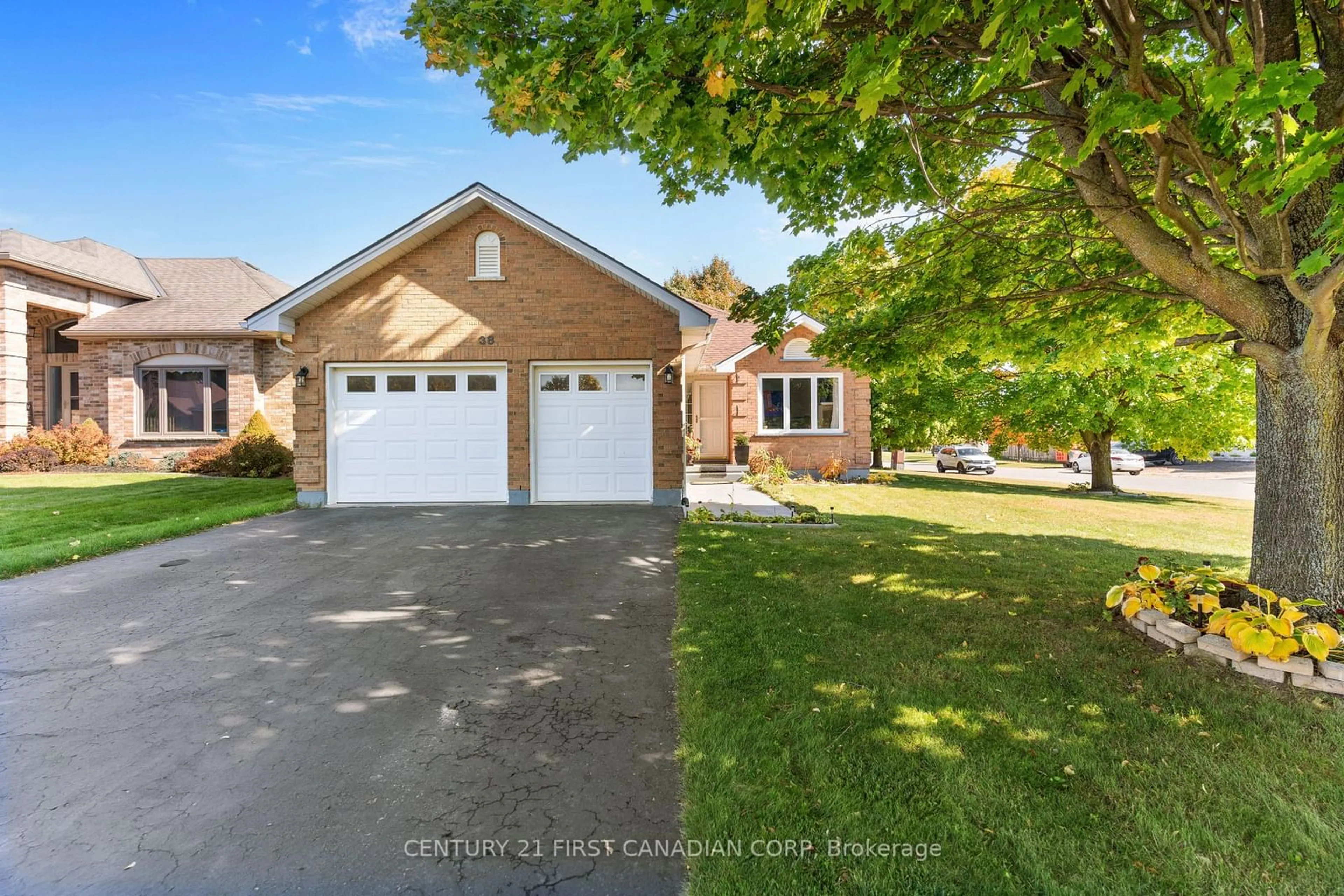 Frontside or backside of a home, the street view for 38 St. Michael's St, Norfolk Ontario N4B 3C8