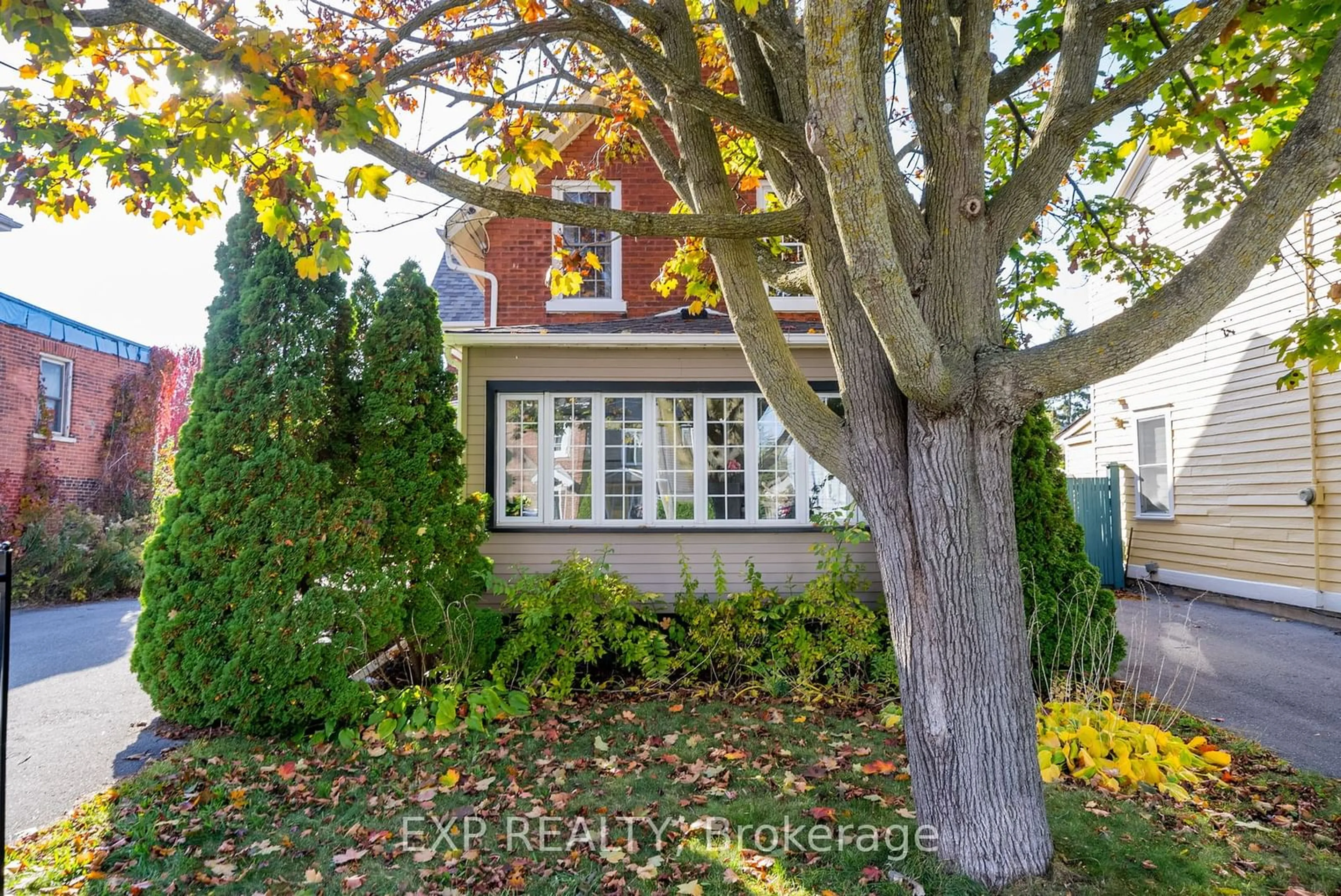 Frontside or backside of a home, cottage for 355 Division St, Cobourg Ontario K9A 3R5