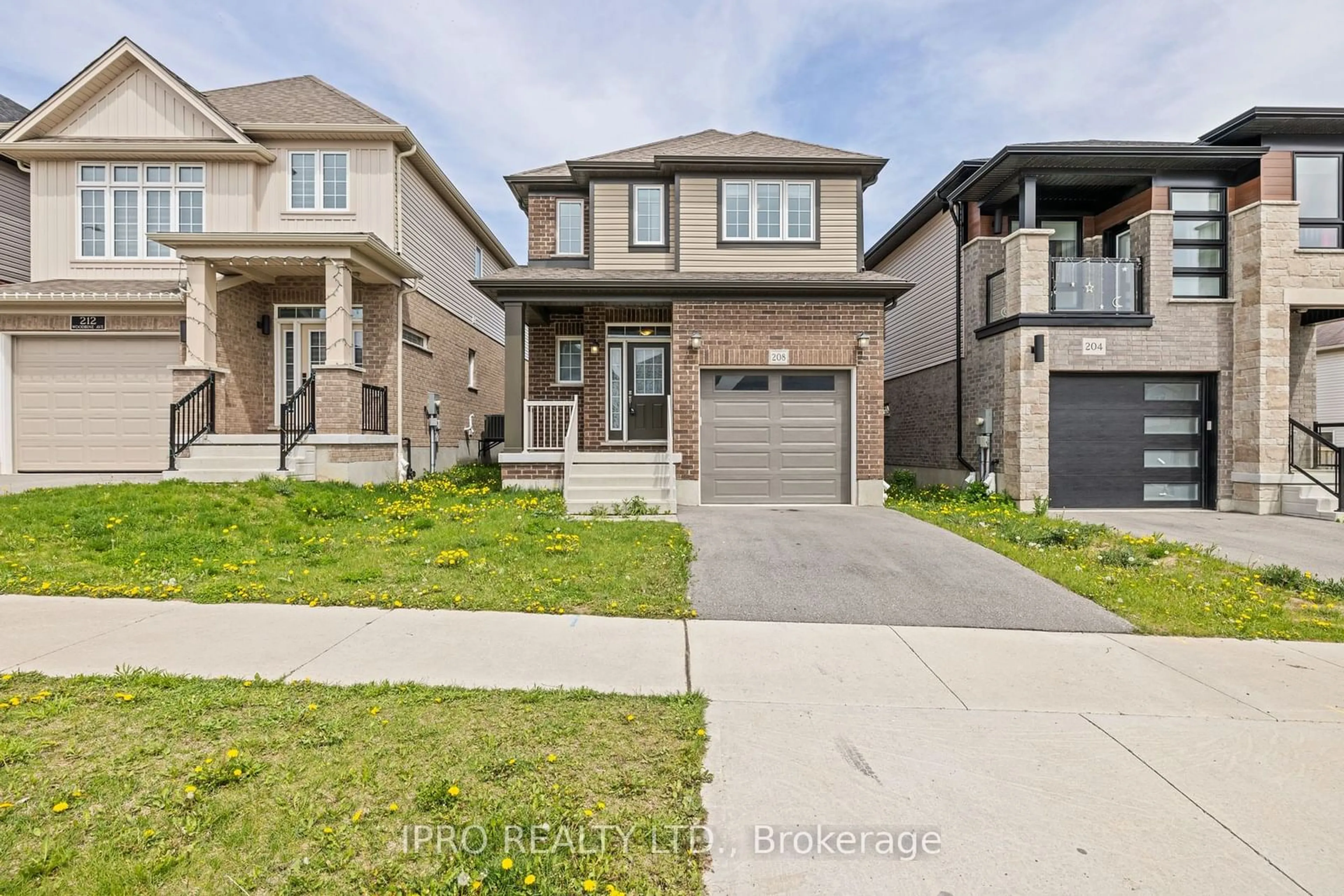 Frontside or backside of a home, the street view for 208 Woodbine Ave, Kitchener Ontario N2R 1Y5