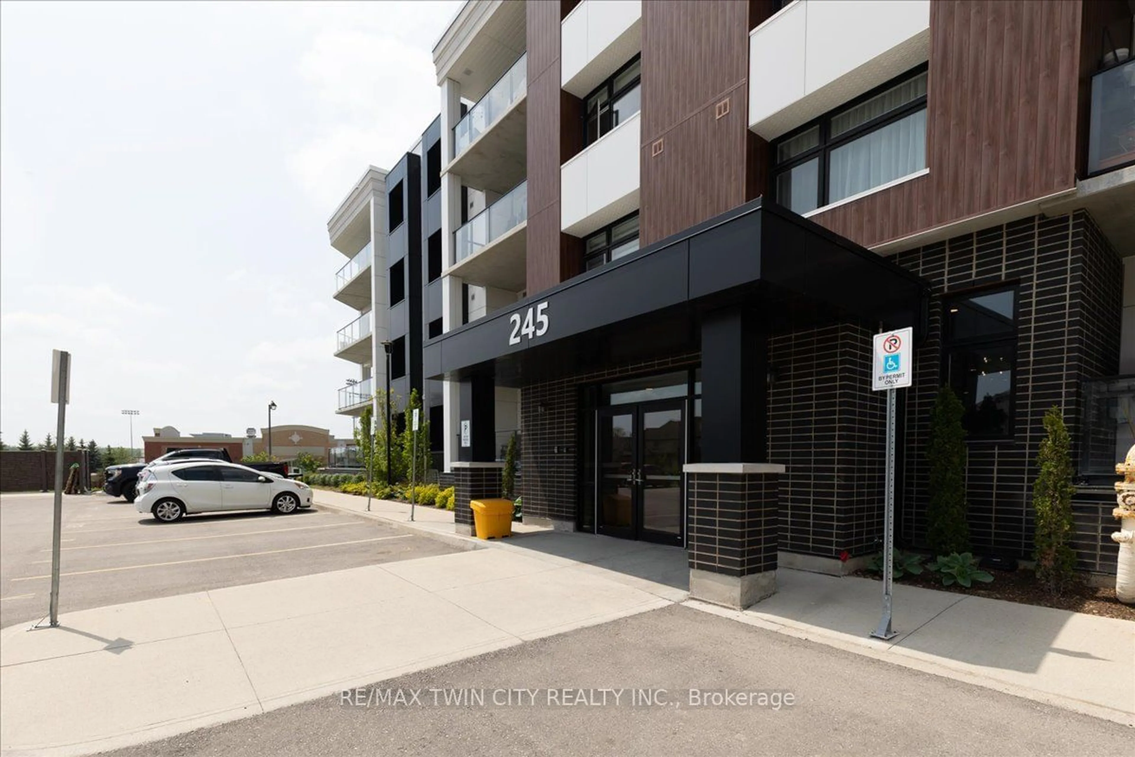 A pic from exterior of the house or condo, the front or back of building for 245 Grey Silo Rd #302, Waterloo Ontario N2K 0G6