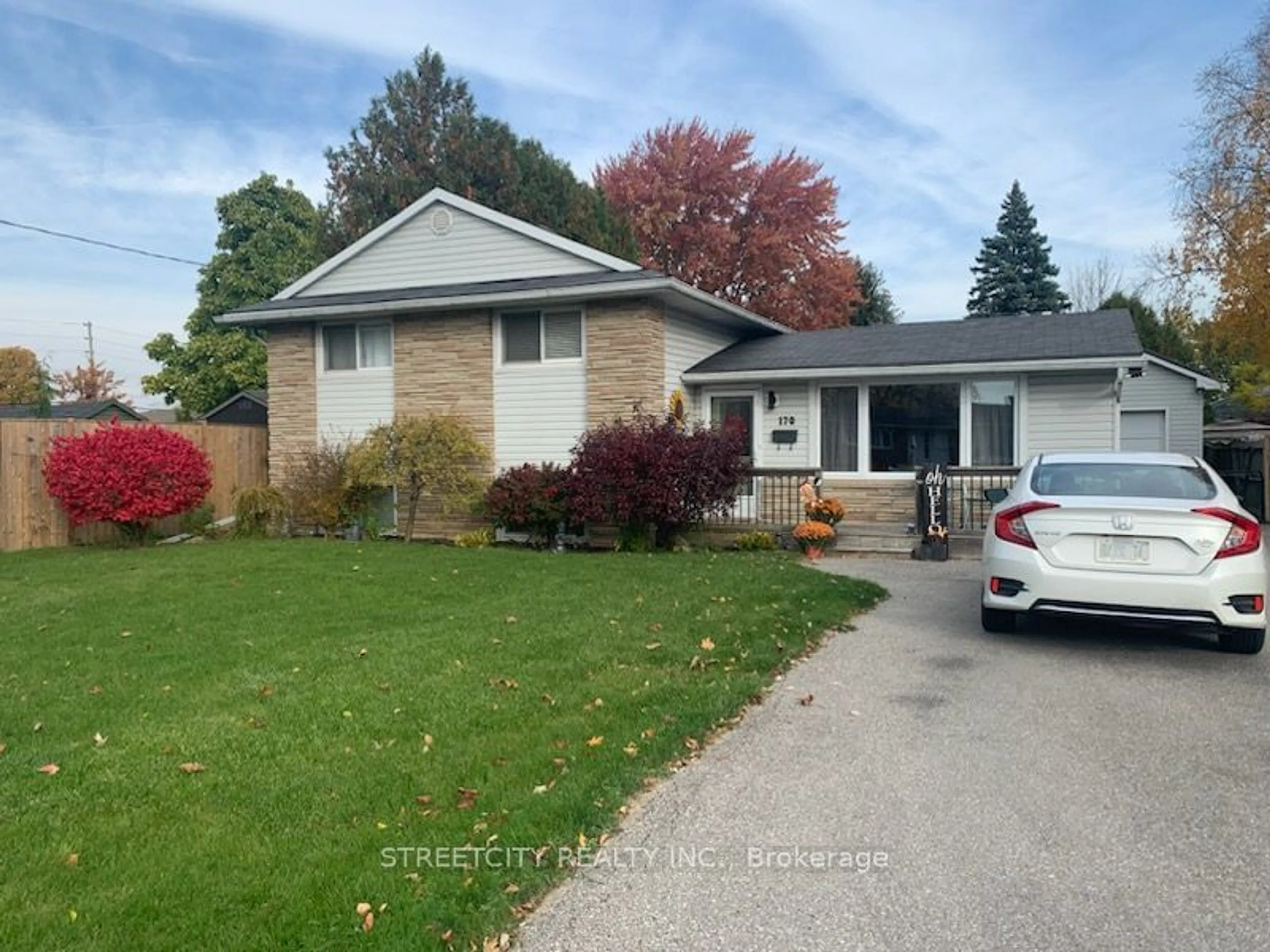 Frontside or backside of a home, the street view for 170 Locust St, St. Thomas Ontario N5R 2C9