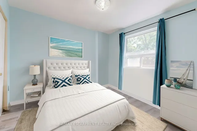 Additional property image - 2373 King St Unit 17