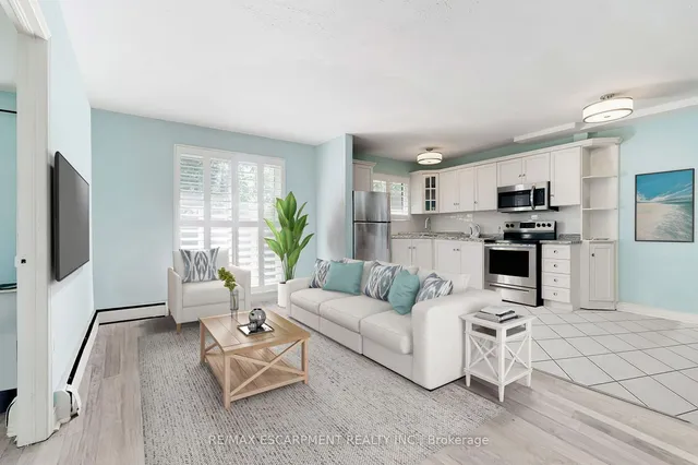 Additional property image - 2373 King St Unit 17