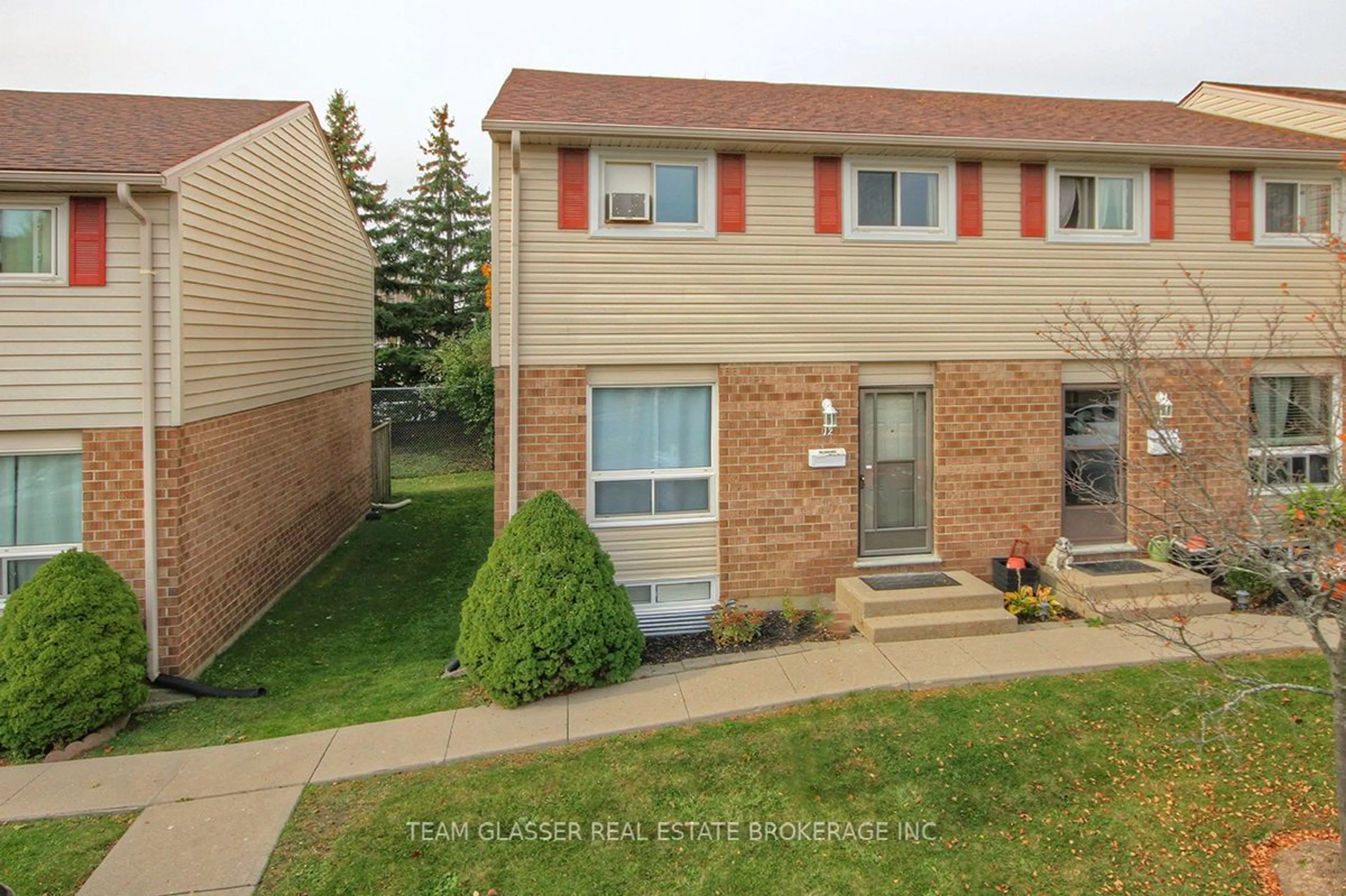 A pic from exterior of the house or condo, the street view for 351 HIGHVIEW Ave #12, London Ontario N6C 5G5