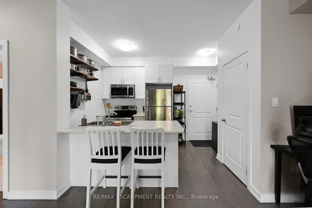 Additional property image - 125 Shoreview Pl Unit 114