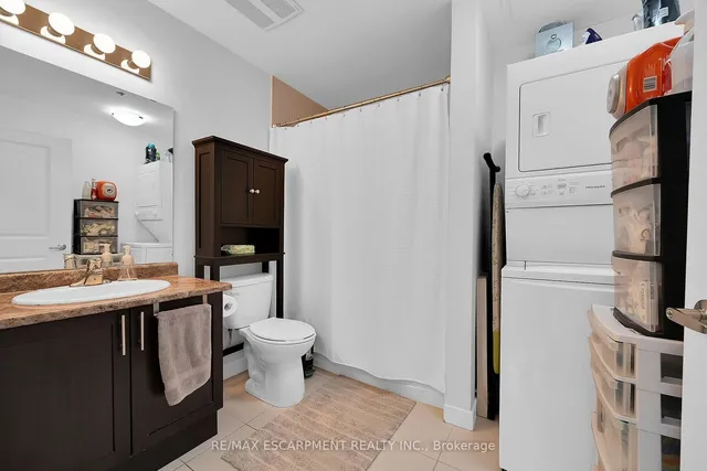 Additional property image - 125 Shoreview Pl Unit 114