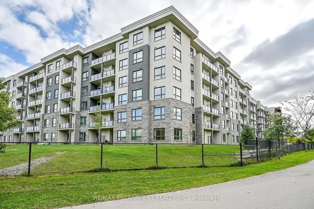 Additional property image - 125 Shoreview Pl Unit 114