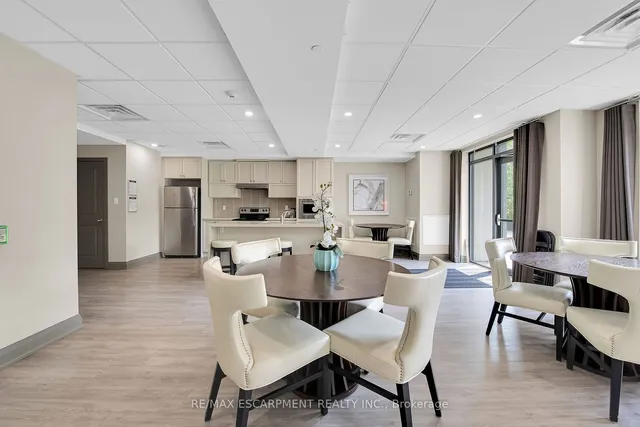 Additional property image - 125 Shoreview Pl Unit 114